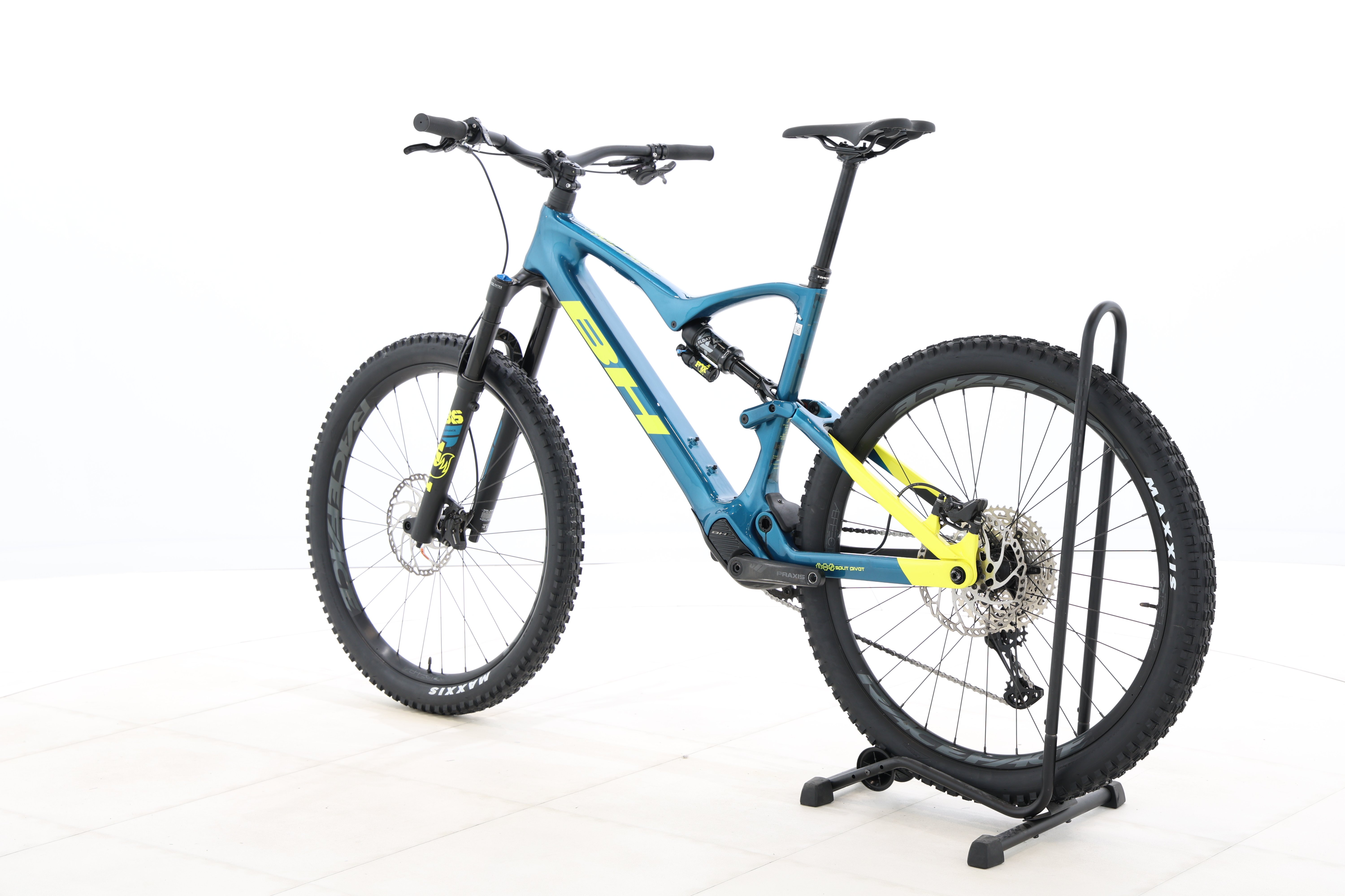 87f087c3-6ee8-4d72-bb4f-314fc765bf7e