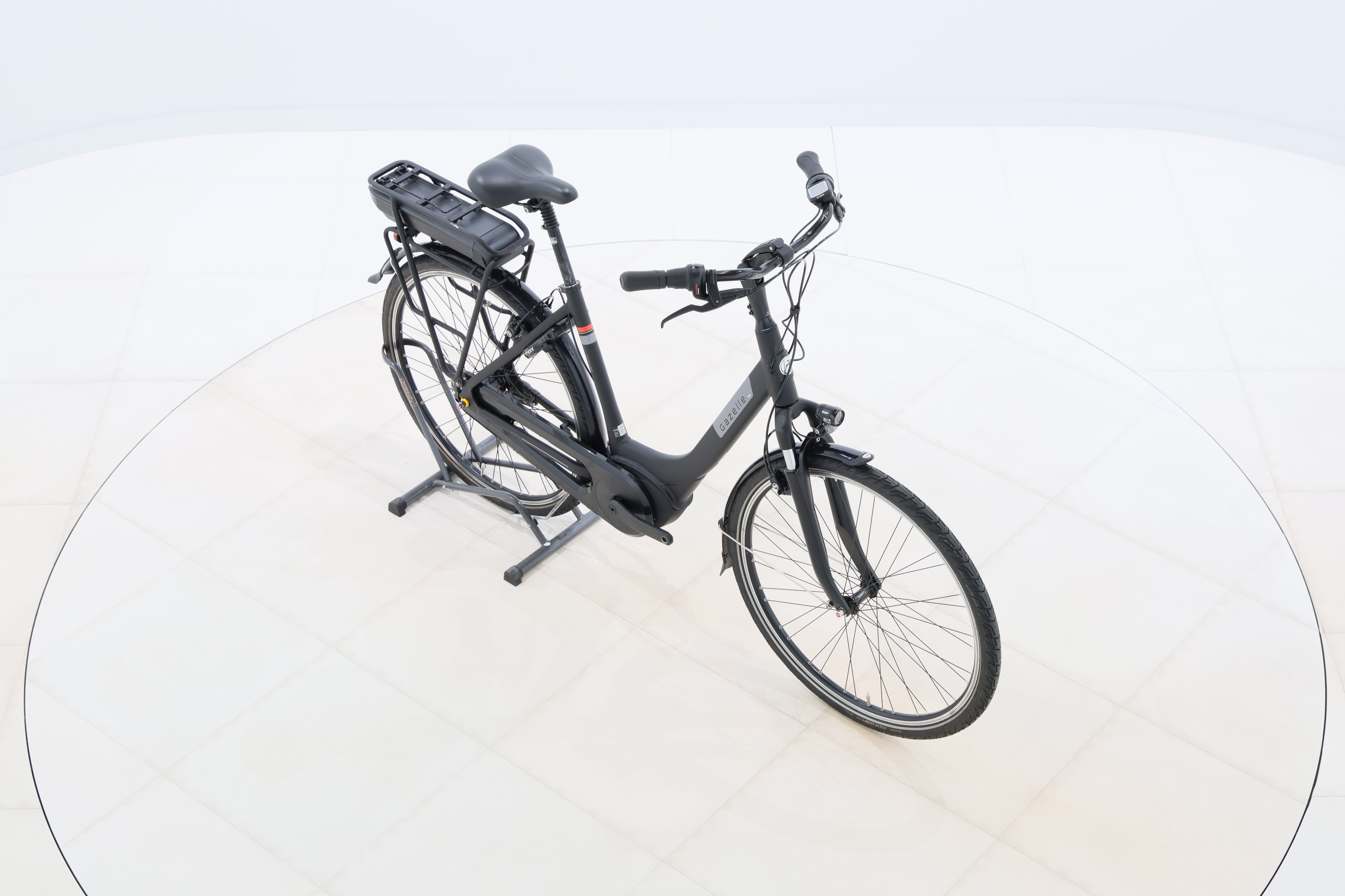 f6fc1f0f-bced-4d6f-97d7-ca961f3fe3ab