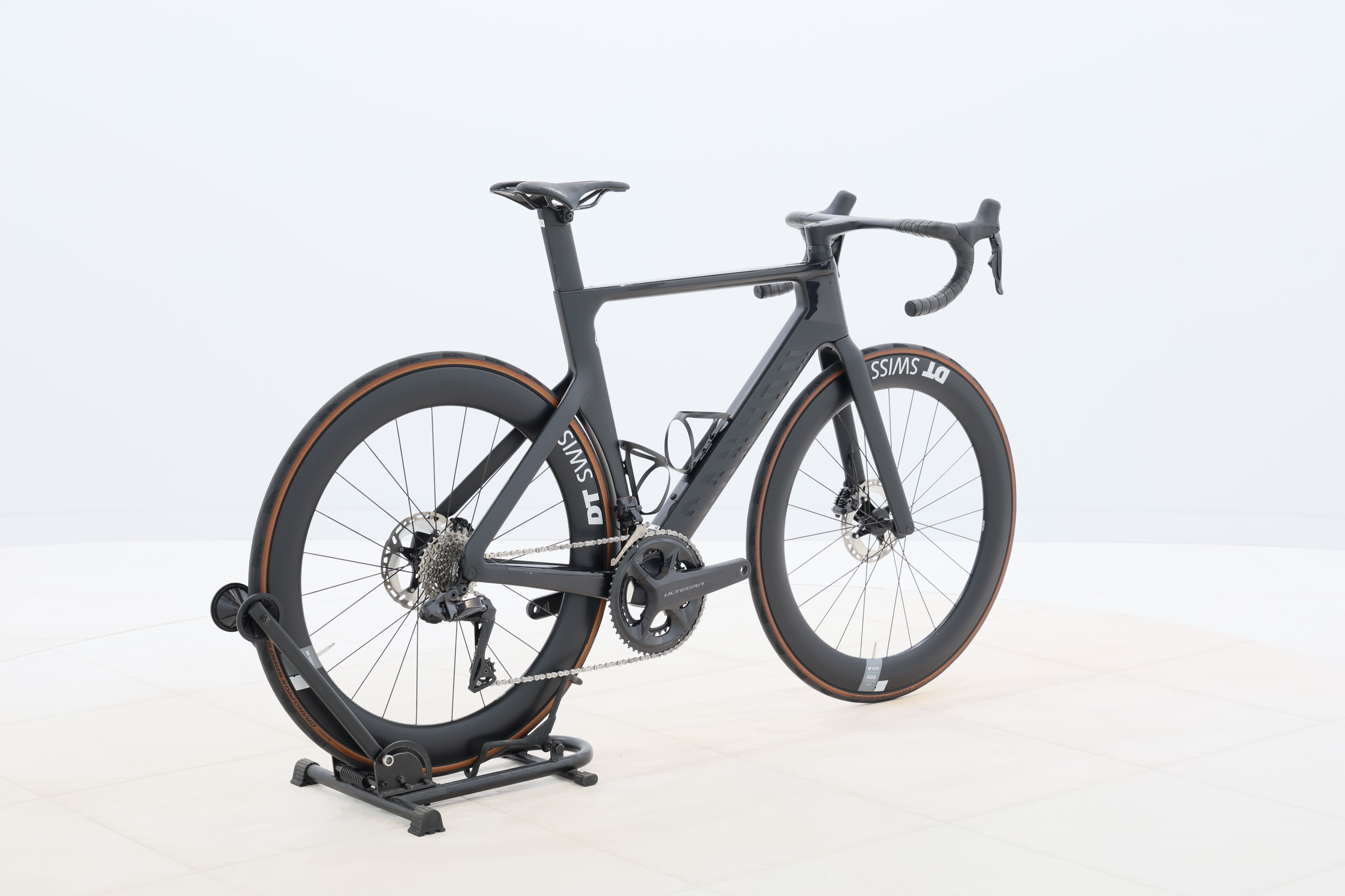 c5d03d8e-141c-4cee-a289-2f4ac3230464