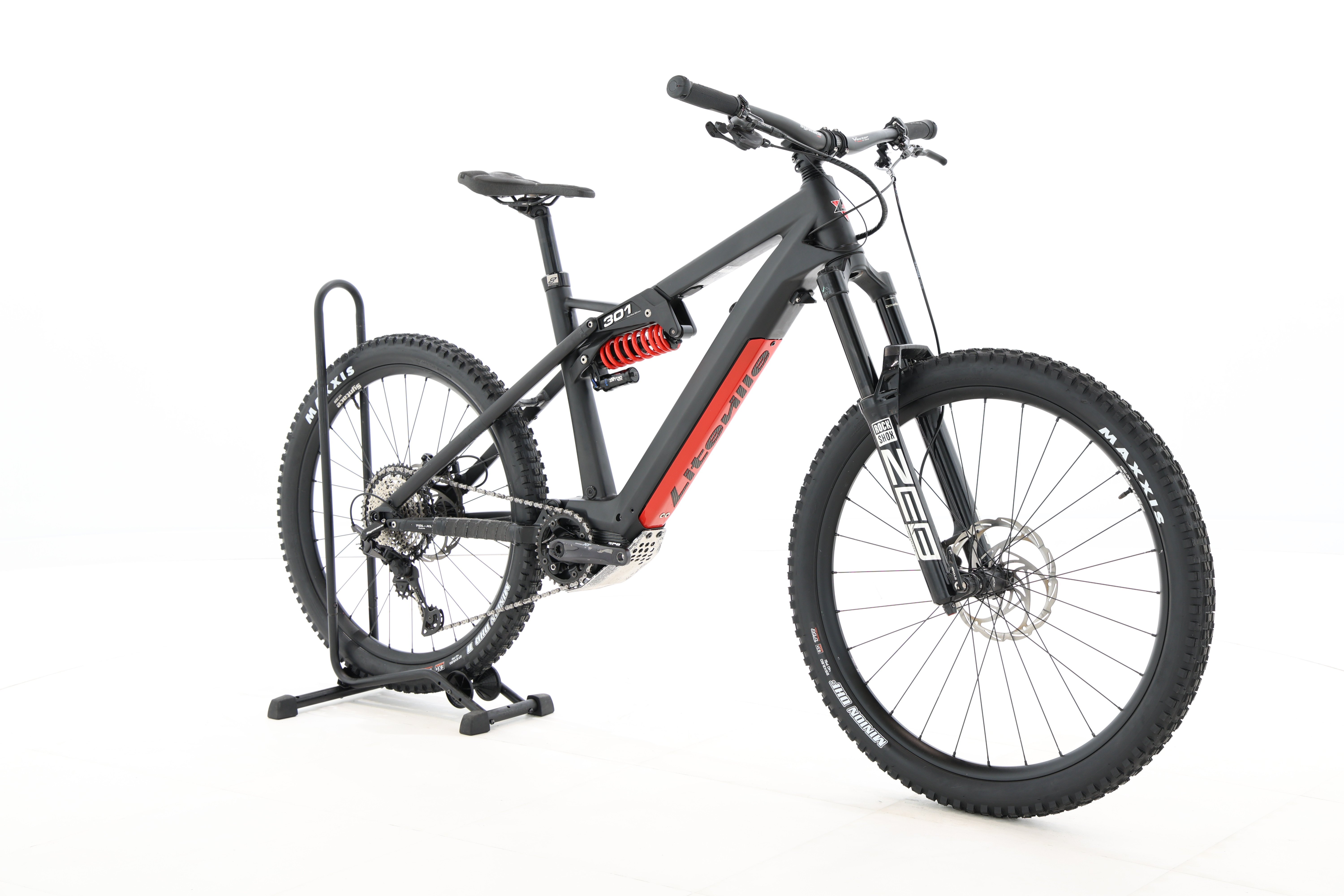 a0ca2410-9dbf-4fe8-ba24-21117c4d09b3