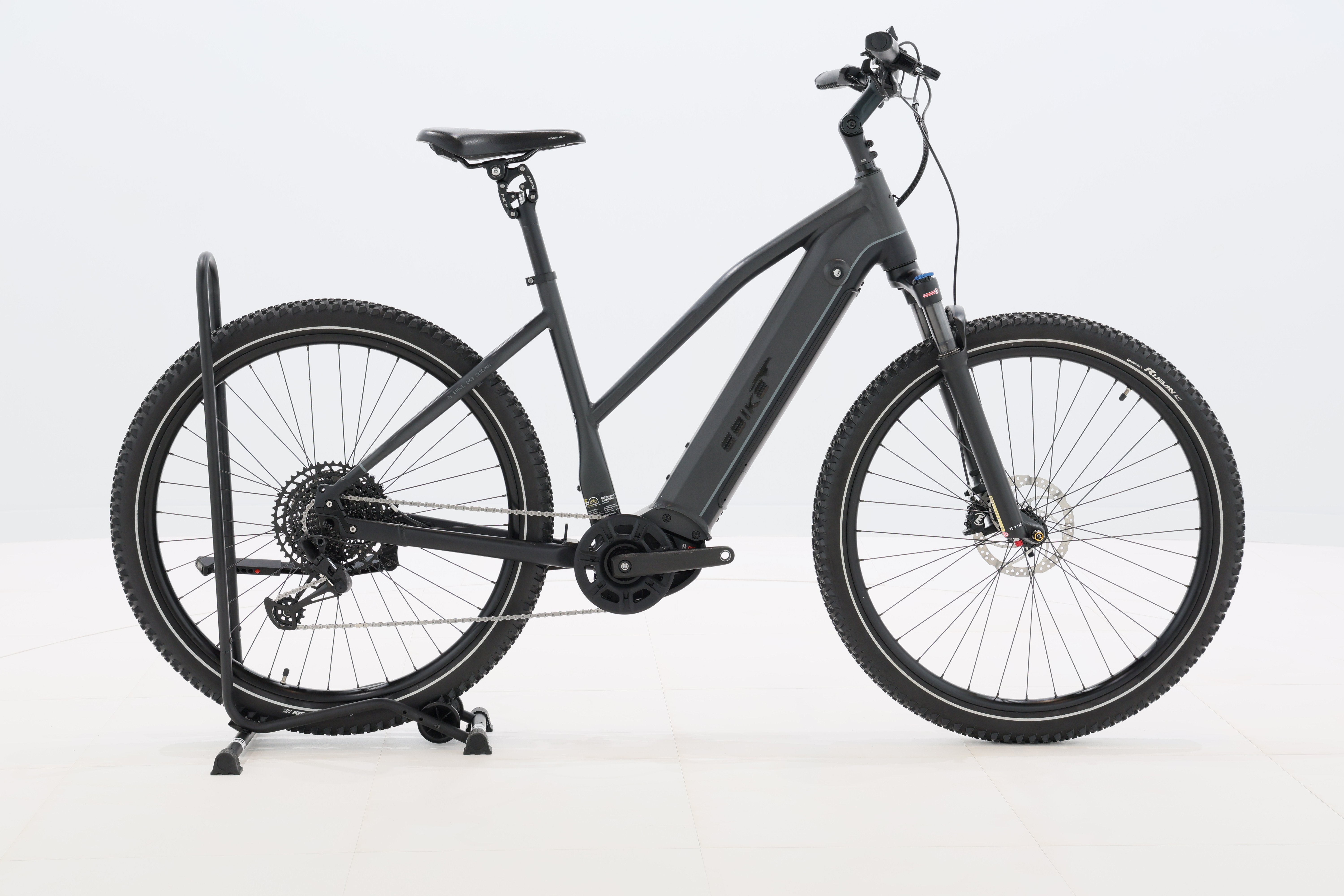 d23ad84e-6e1c-43e3-8cbd-5c561e5b3ab8