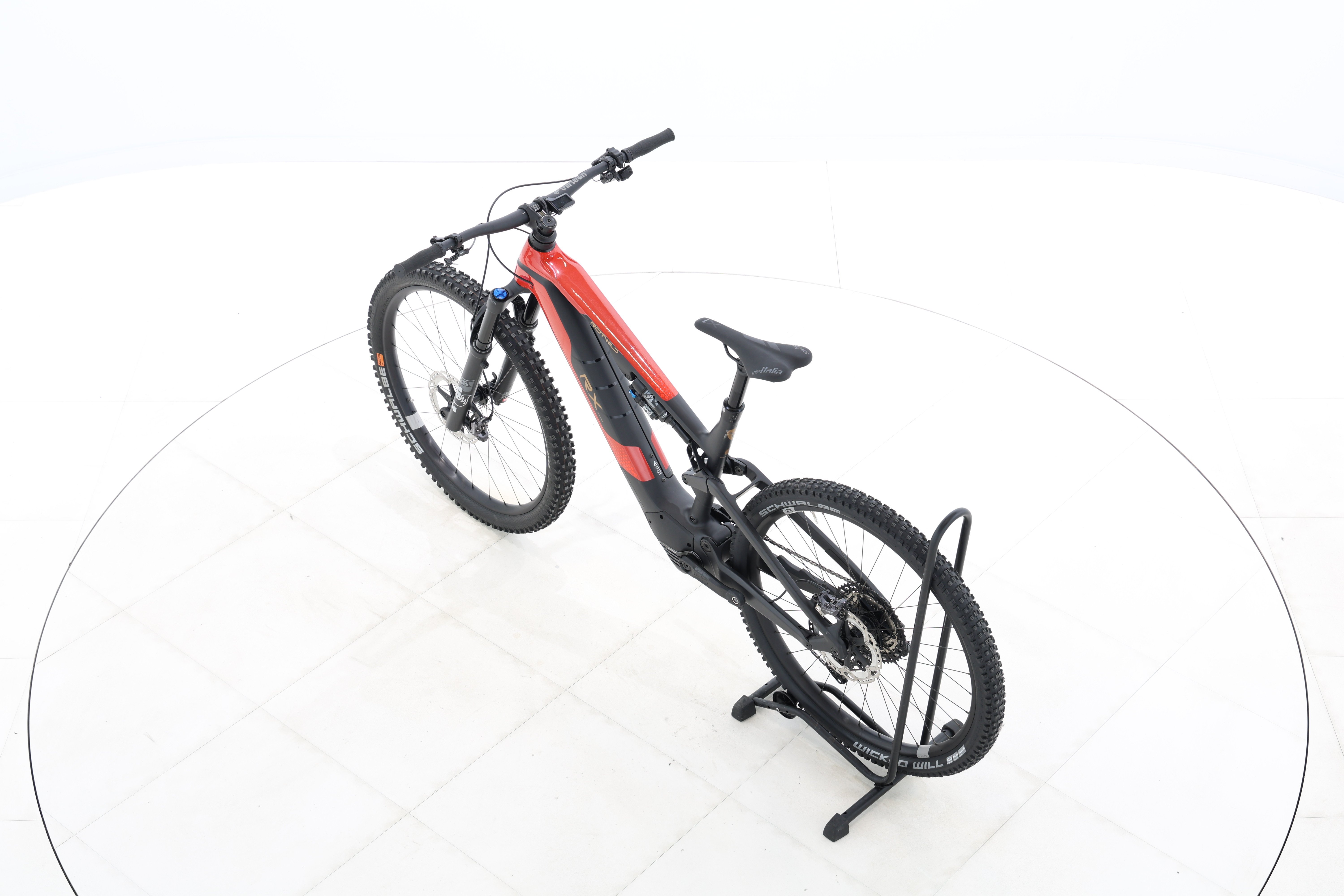 40d8ec3c-107e-49d0-bf5c-da0b6b81912a