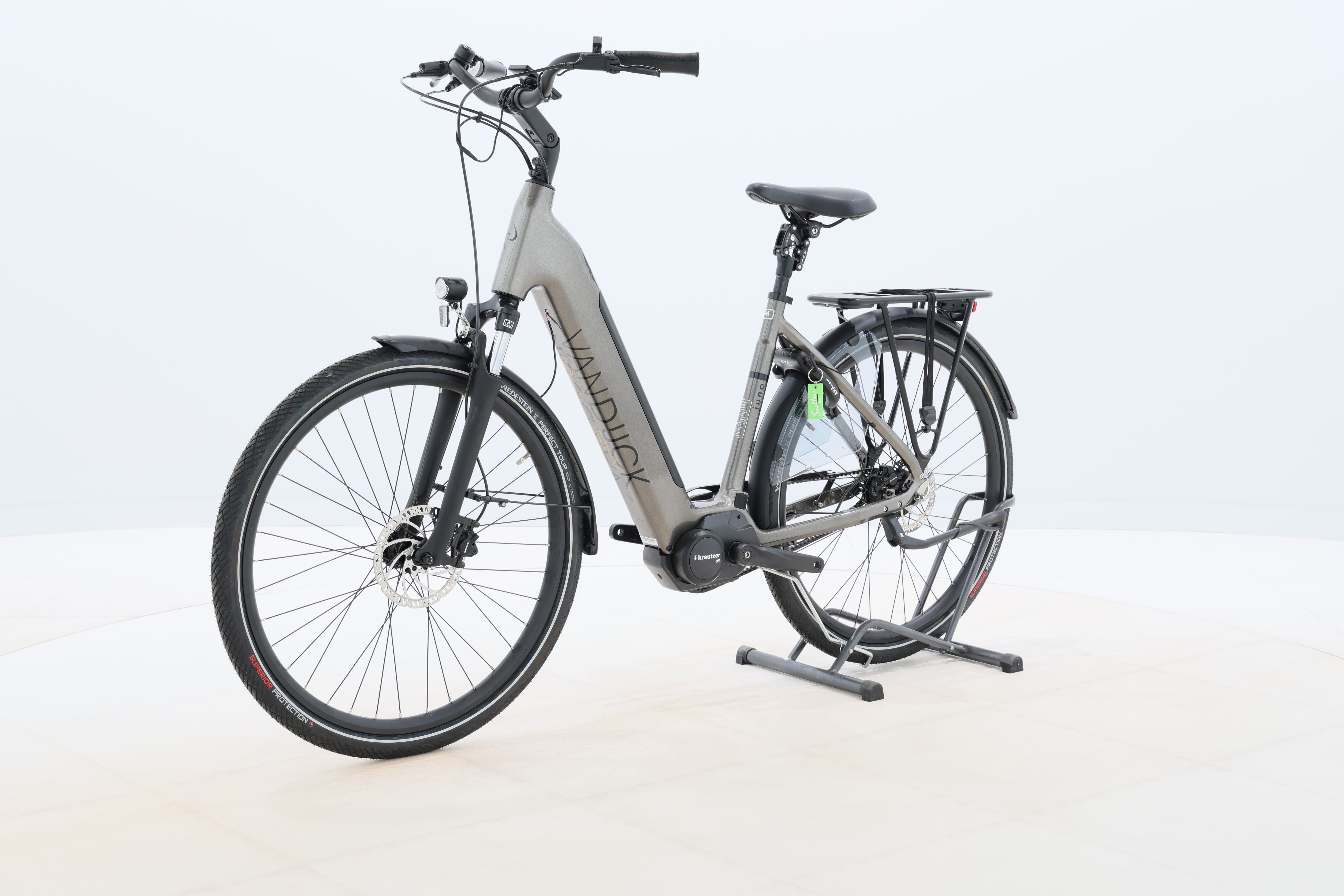 e2dc4e81-e426-4e60-ad9c-0eea4ff51739