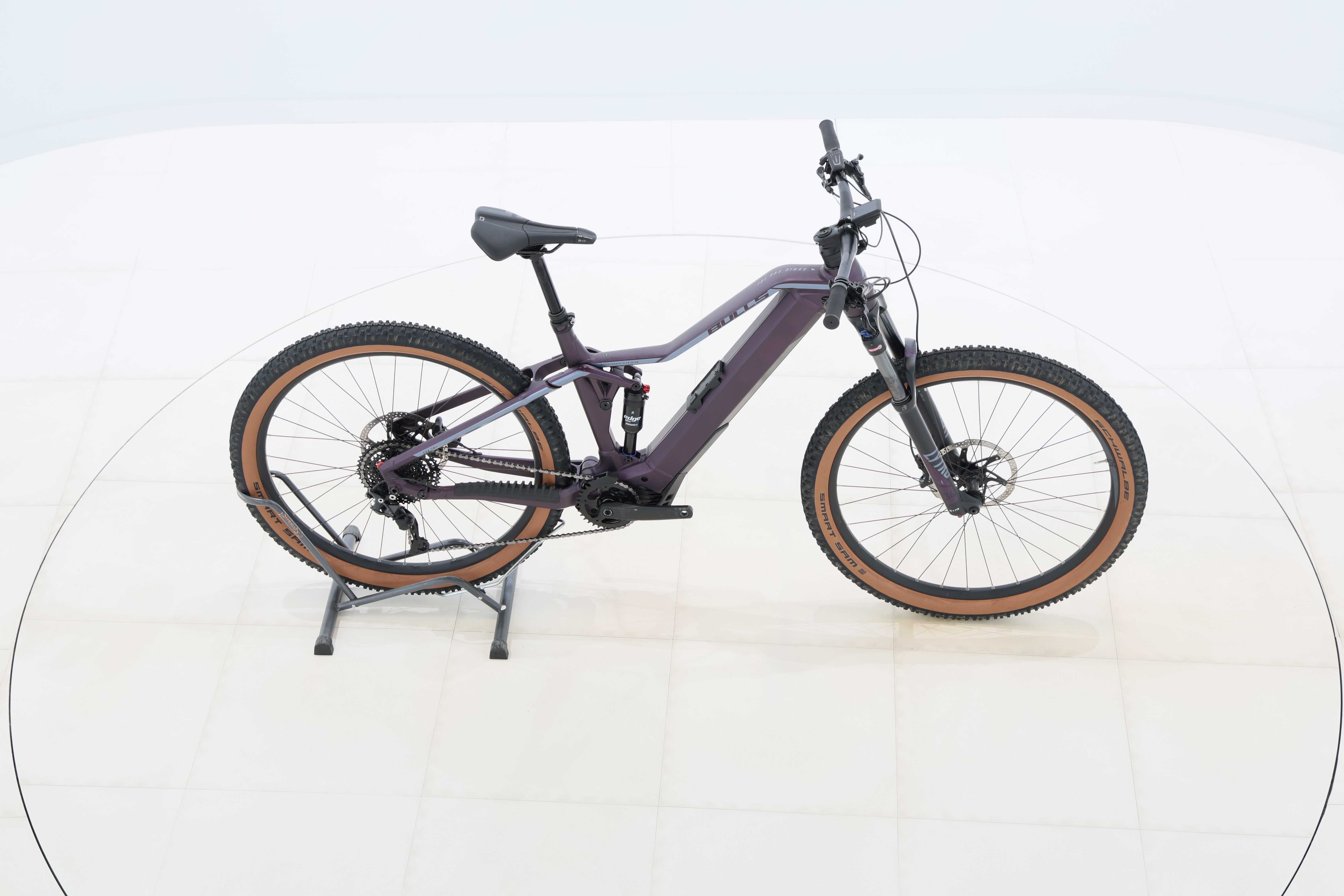 f915f17e-ee43-45a5-9c86-0732335b23c9