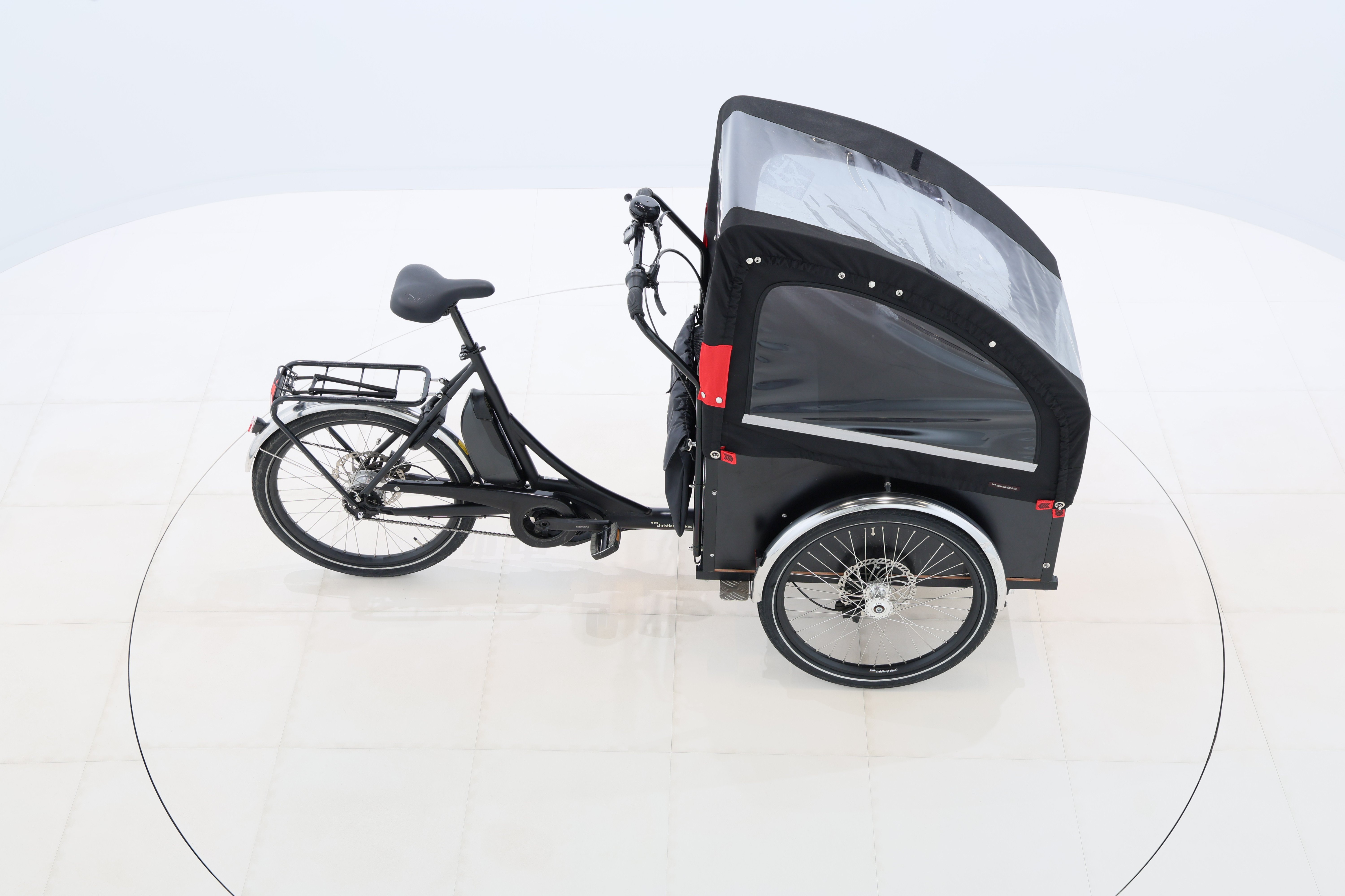 d4542d1f-1afb-48fe-81df-82f9b7c85e6e