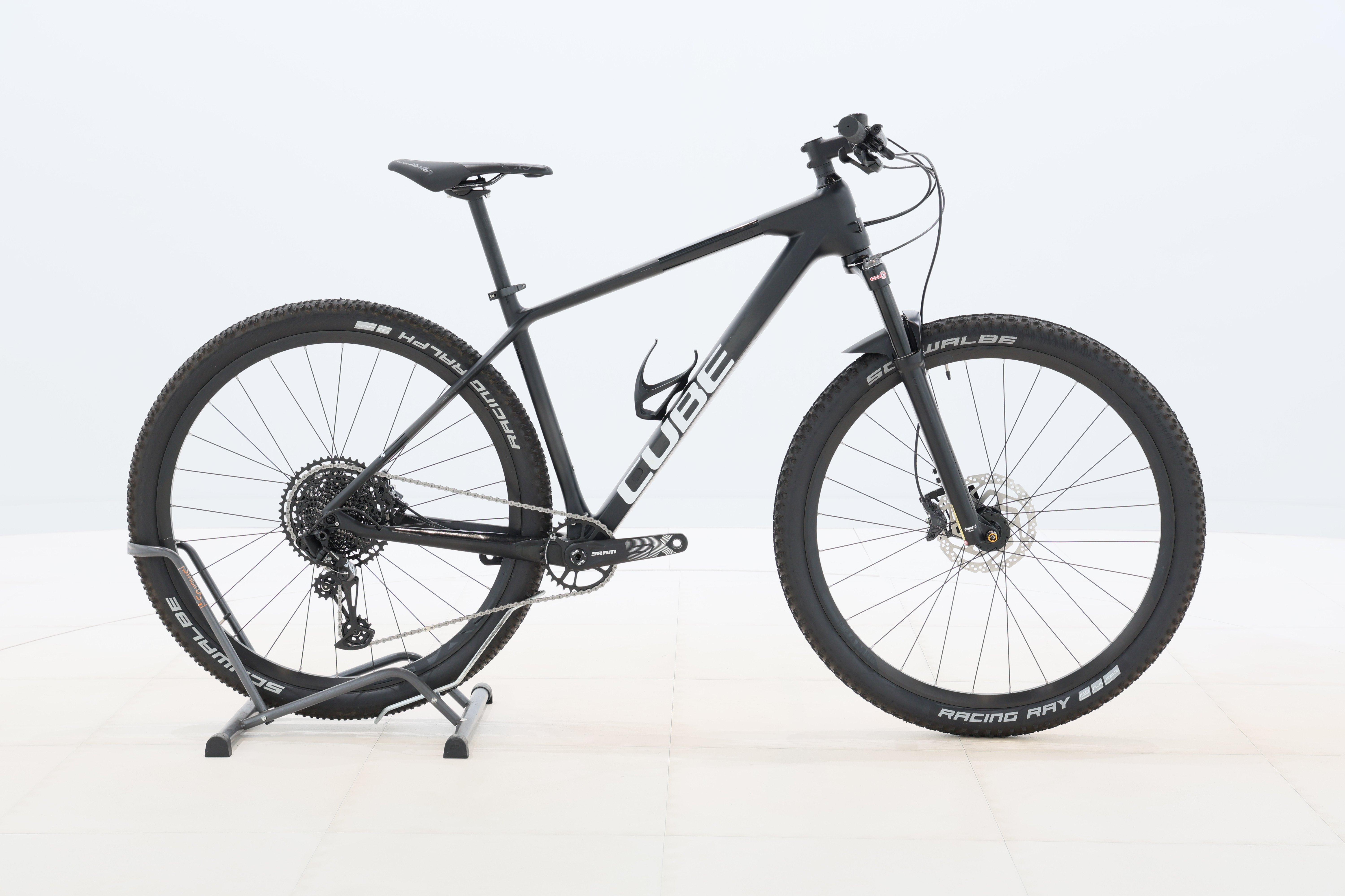 dbe4ad13-d175-4775-8563-15ea3921ced9