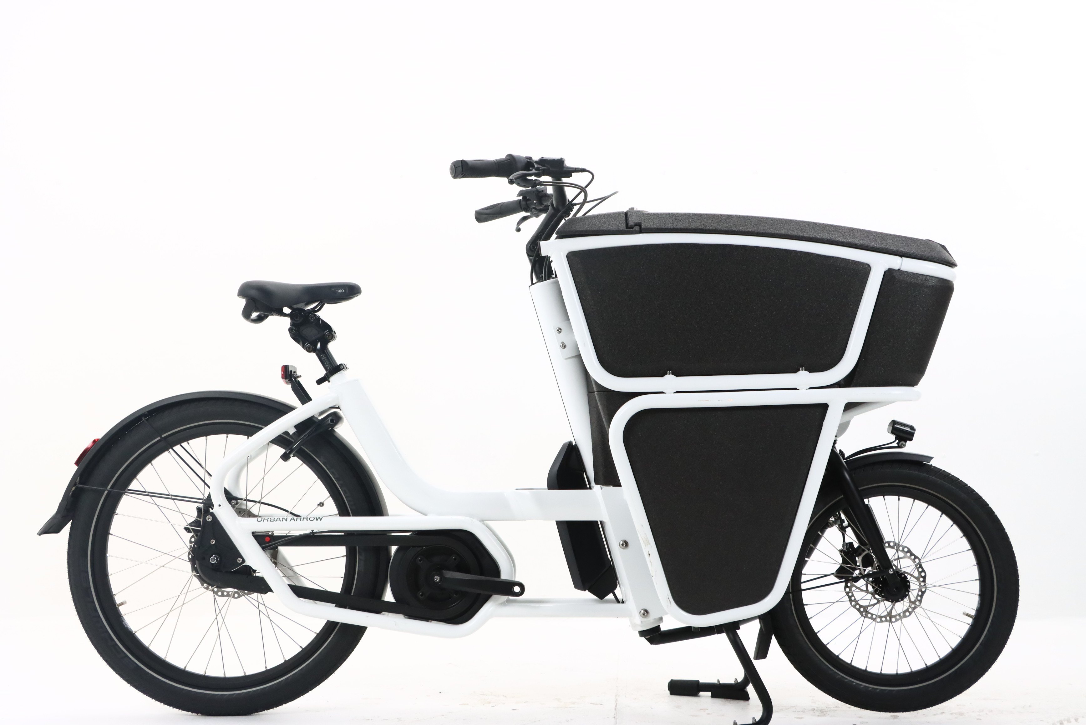 1e3b2bc5-b40a-4dae-8a44-947ac750eb86