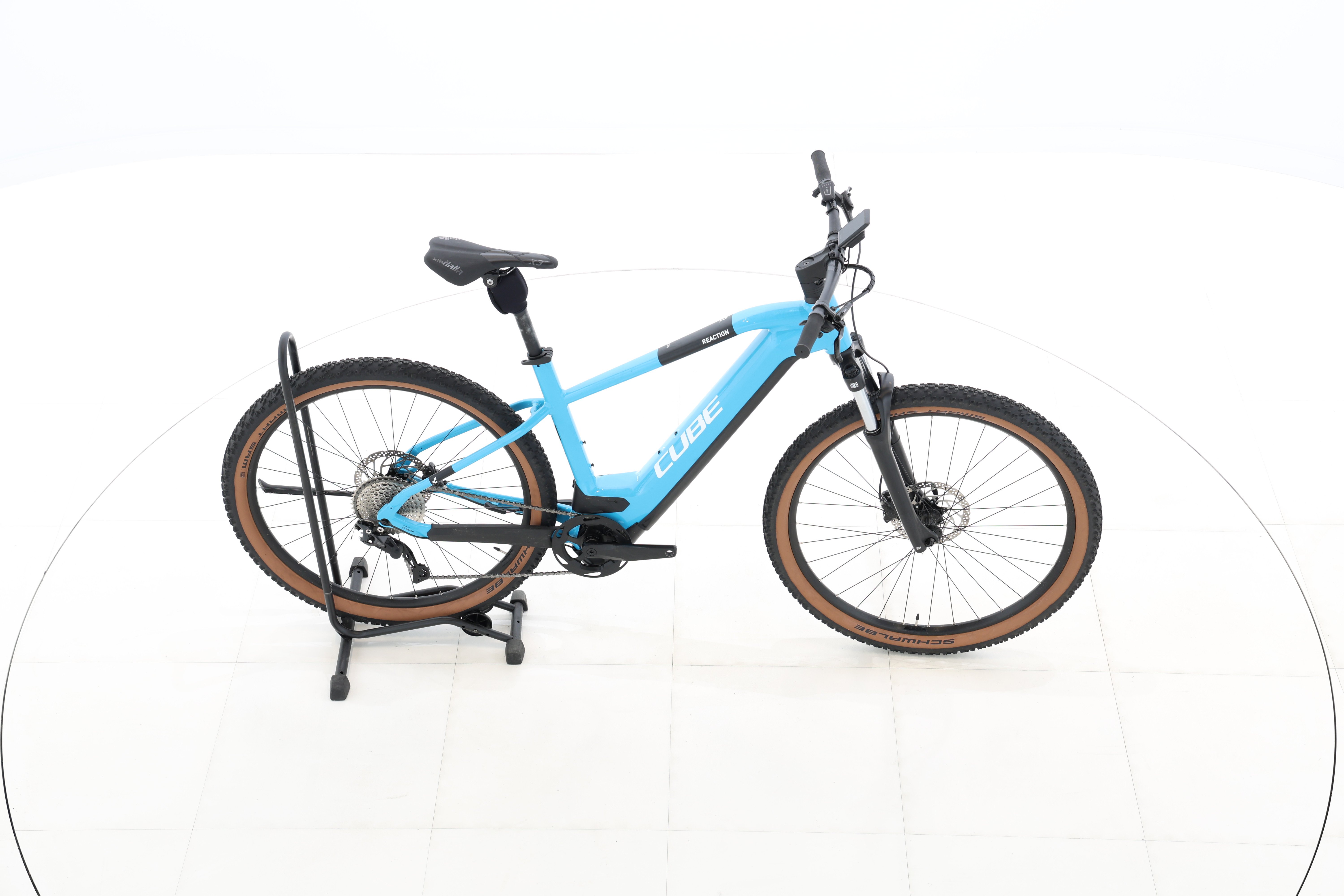 b609543b-47d9-45b2-a742-a092fdea36e7