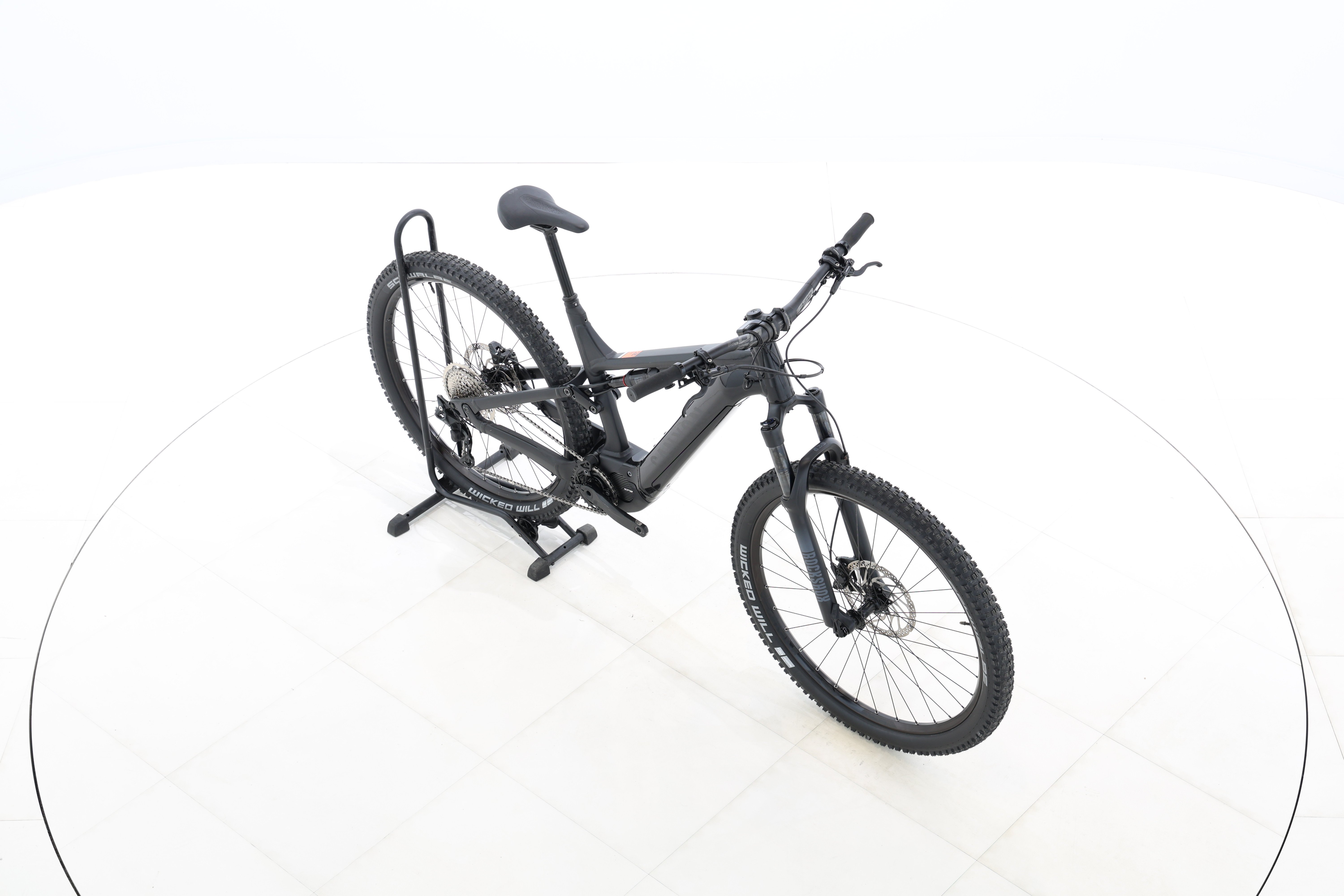 590310fb-92c0-406e-a2a9-fcffe3632c57