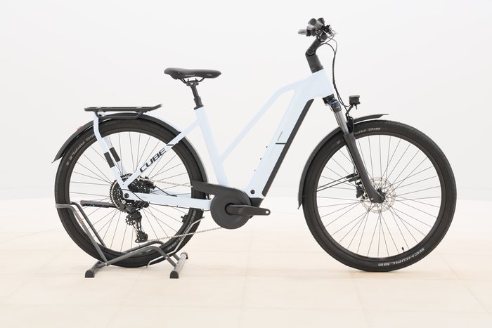 Cube KATHMANDU HYBRID ONE 600 2025