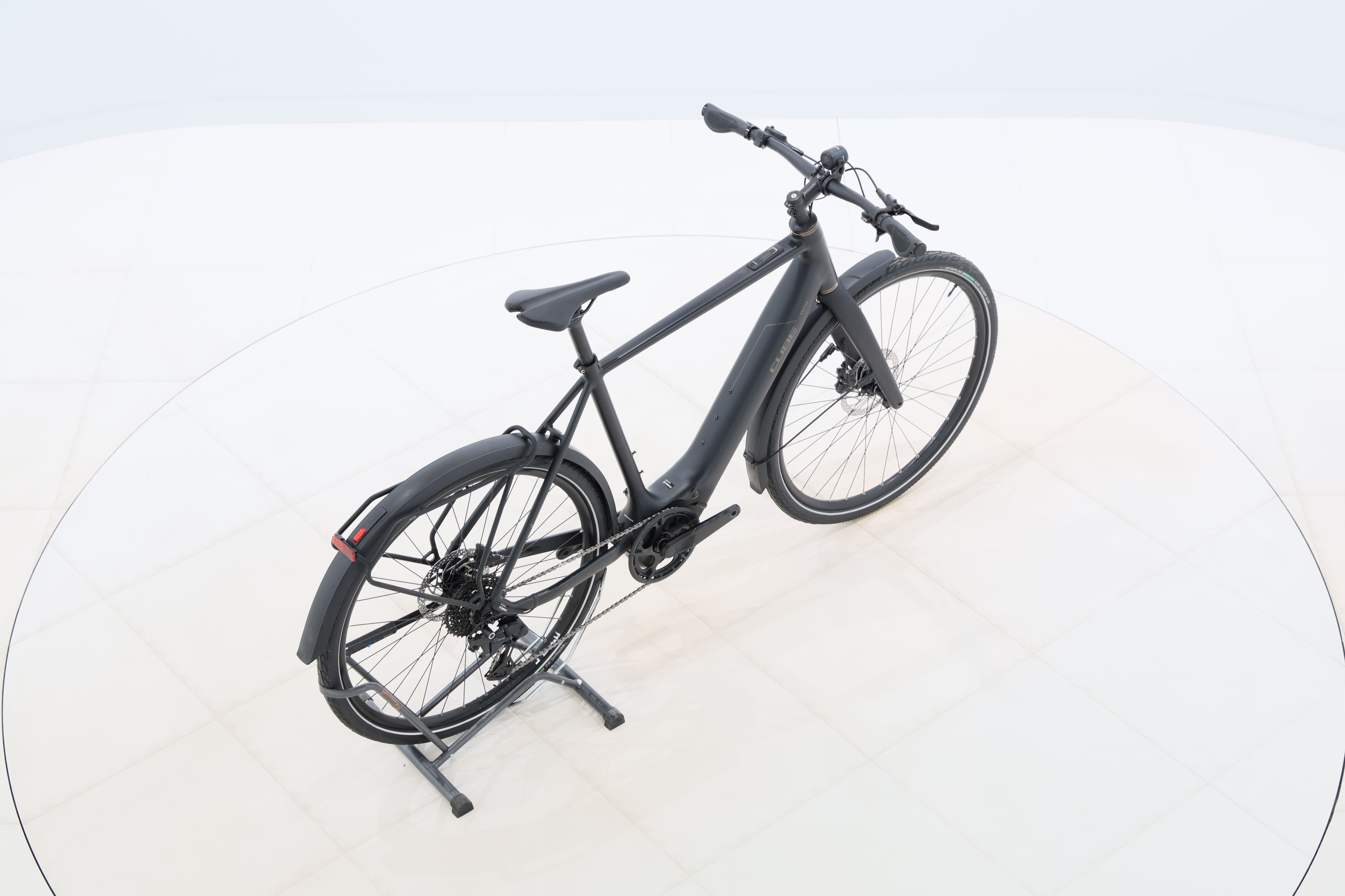 d687d565-afd1-4cde-b37b-e034e0ff7082