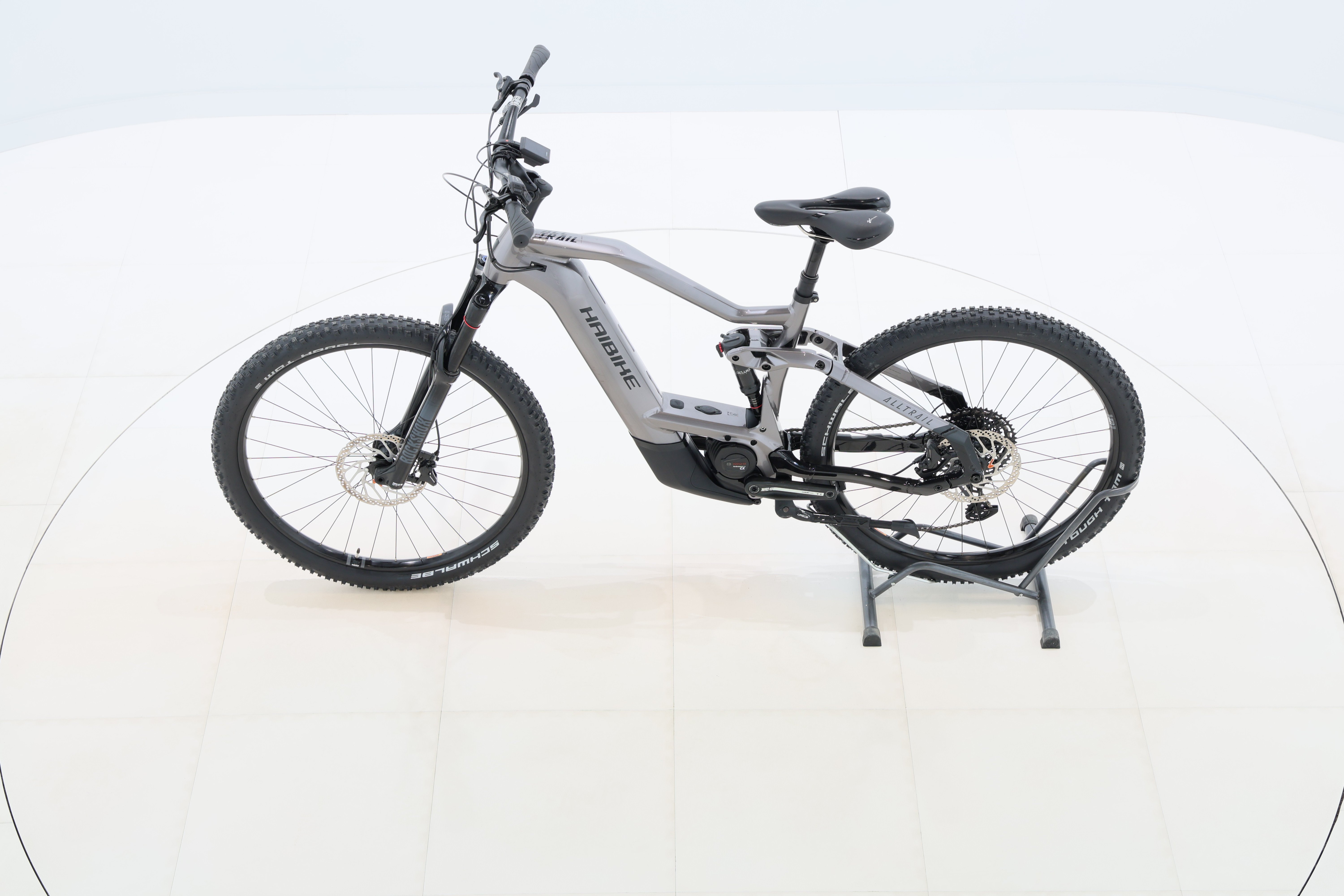 9eedf3c3-f2e3-4bd3-a17f-3e4ef5a0efa2