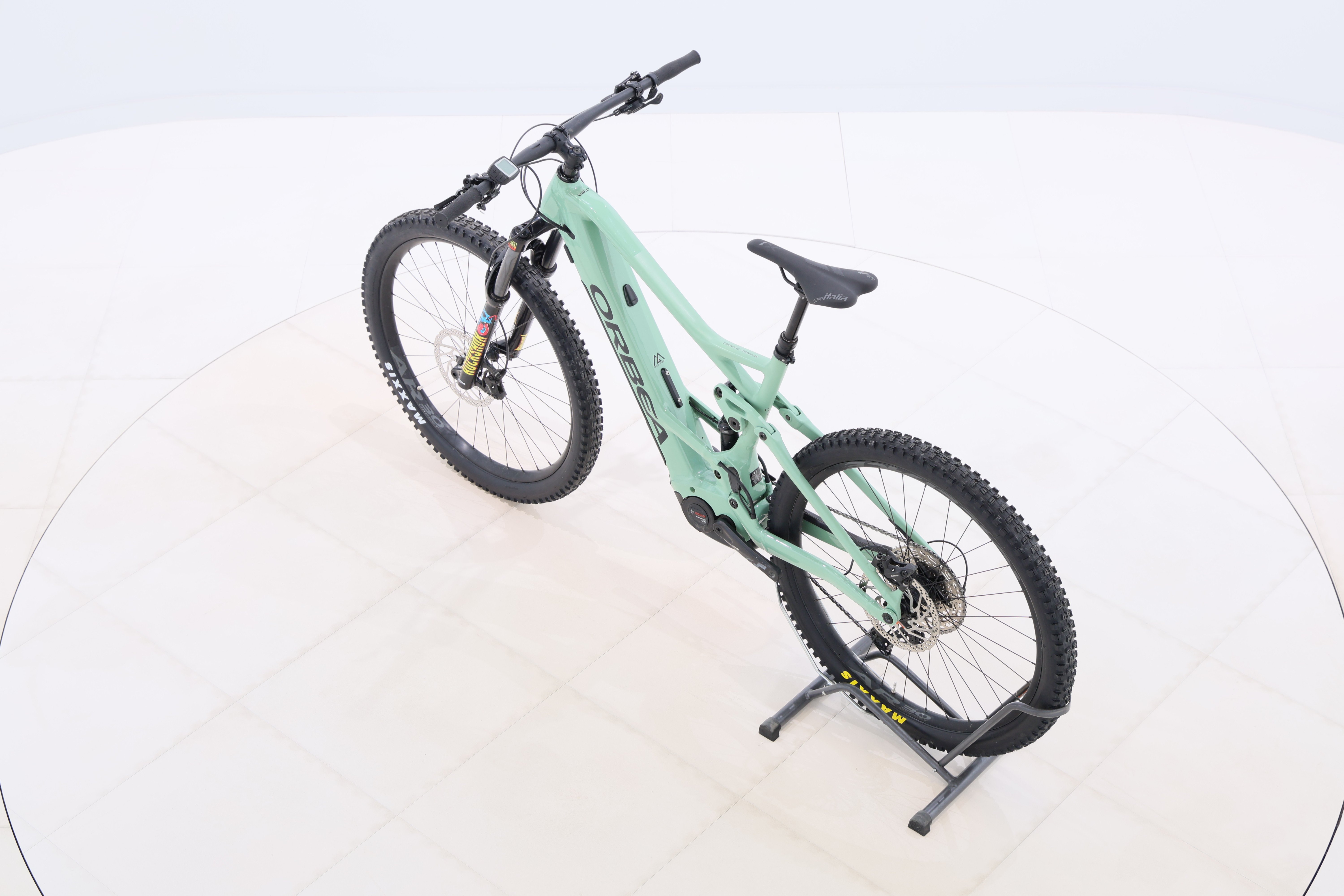 5c028b57-62fb-4c85-9a43-5a7b9cf150c0