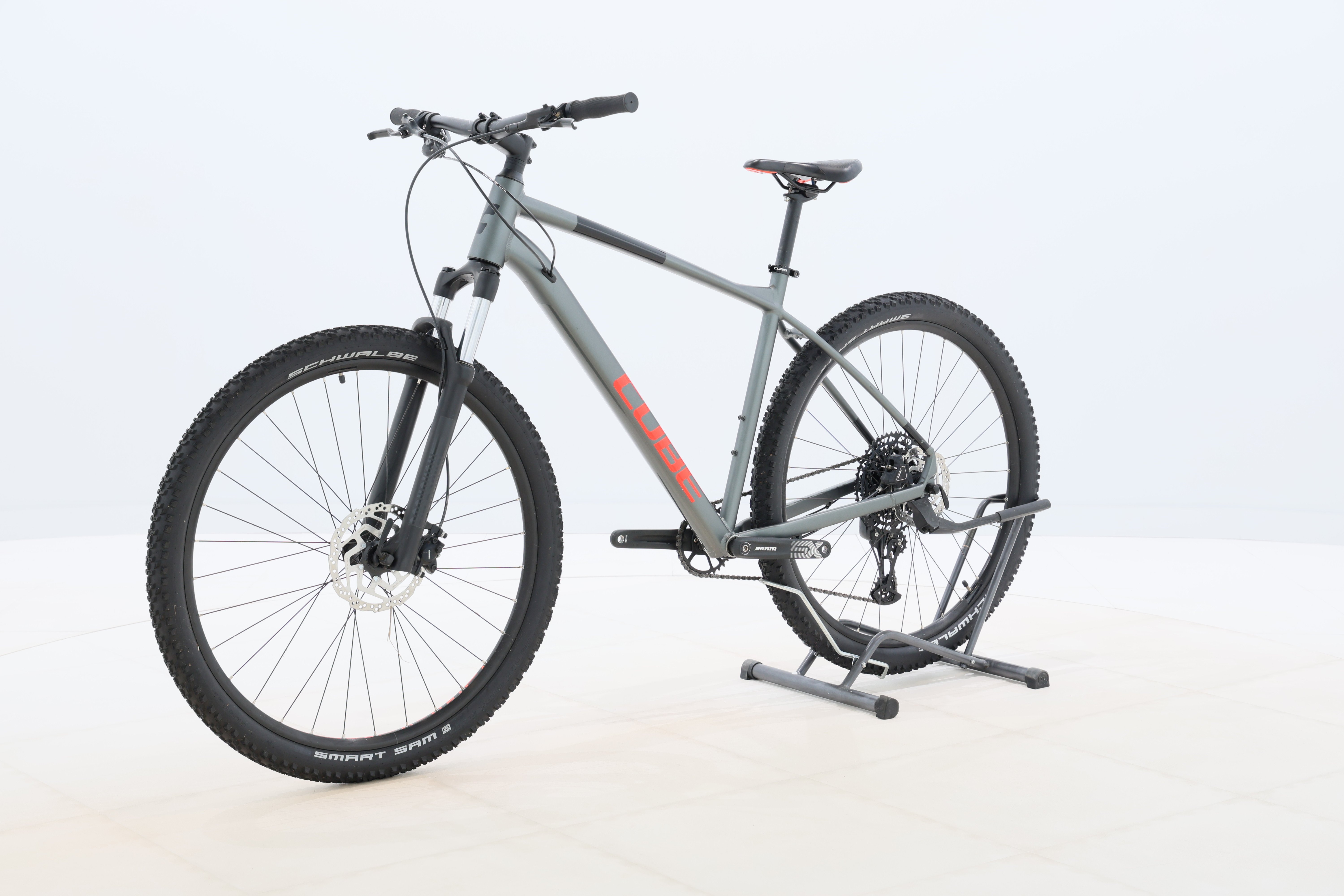 7d775cd9-78eb-46c0-bb7e-3c1fffc571ec