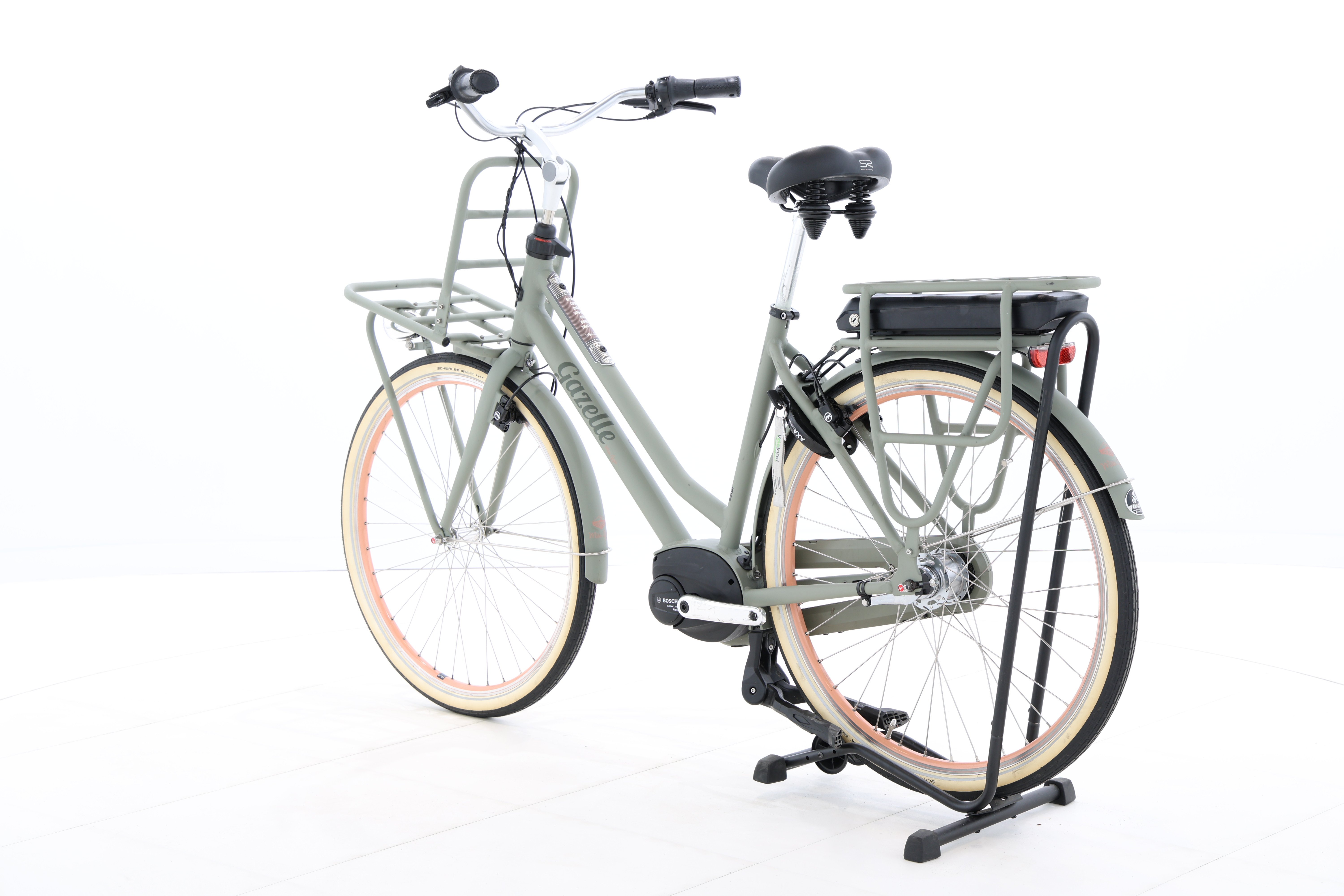 67715f8c-ba84-46b3-b2fd-c806818bf0a3