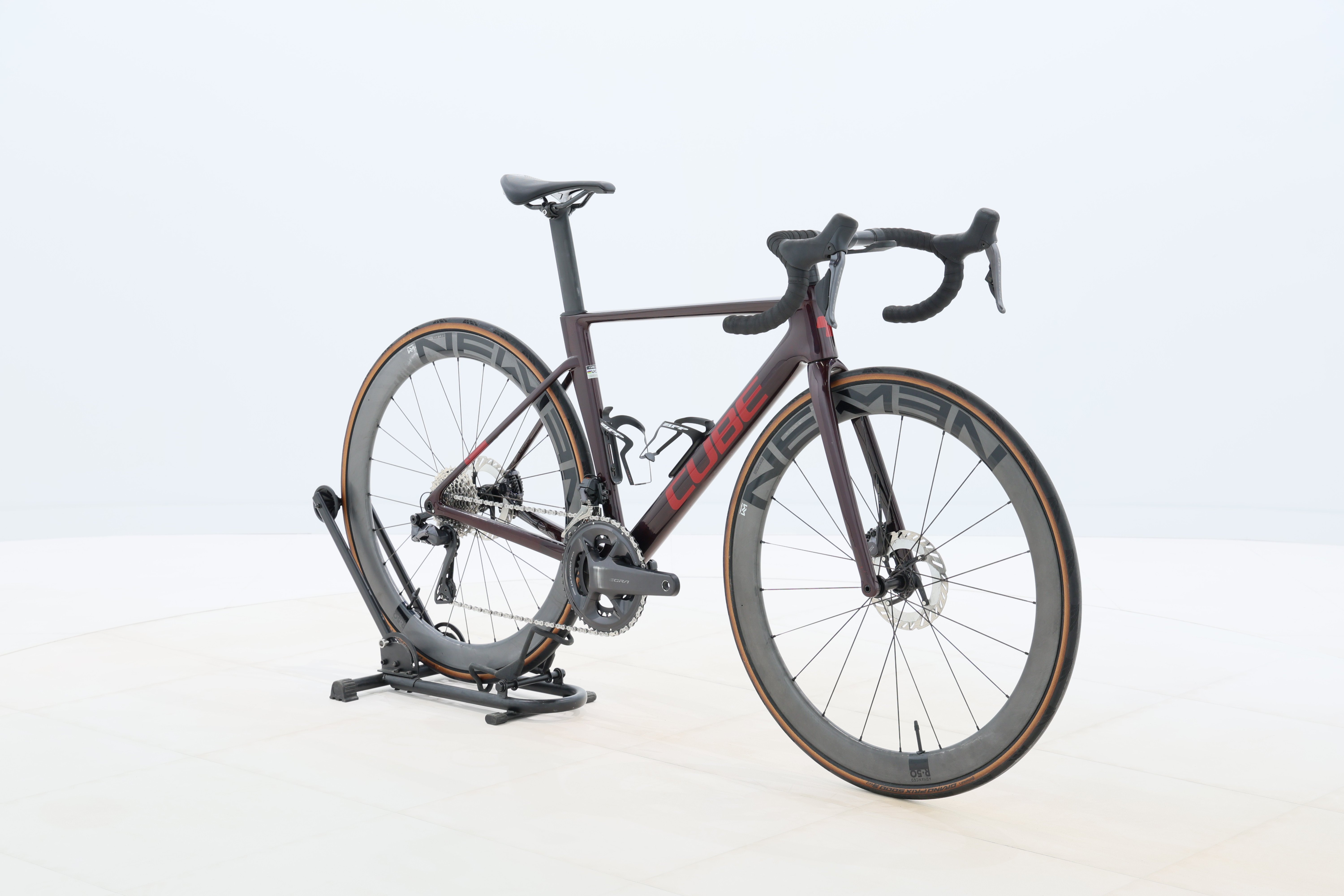 f52776e6-9d1a-4a8b-a93e-c421448f9a44