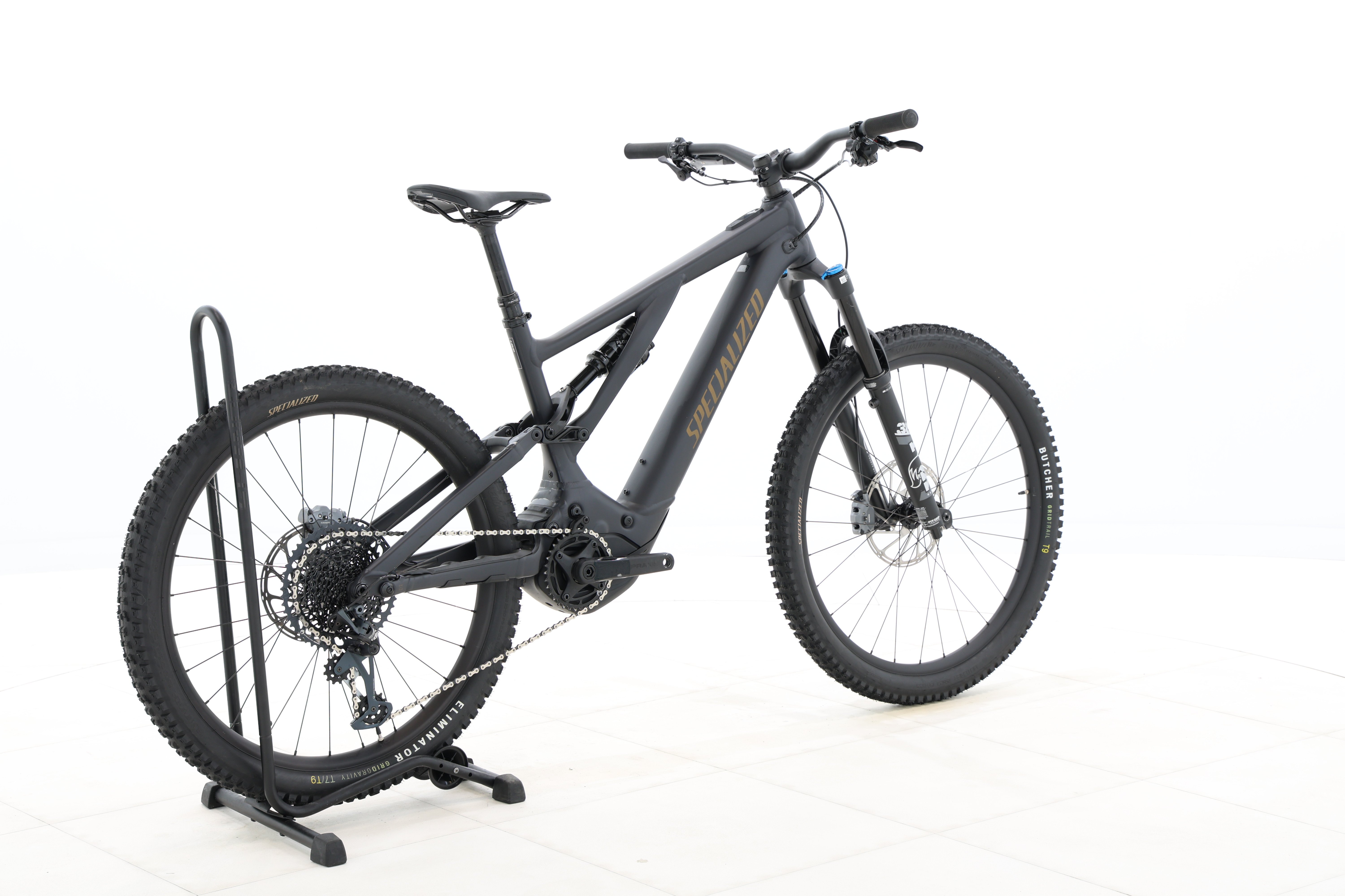 48c3c930-8771-425f-b027-d5069a643263