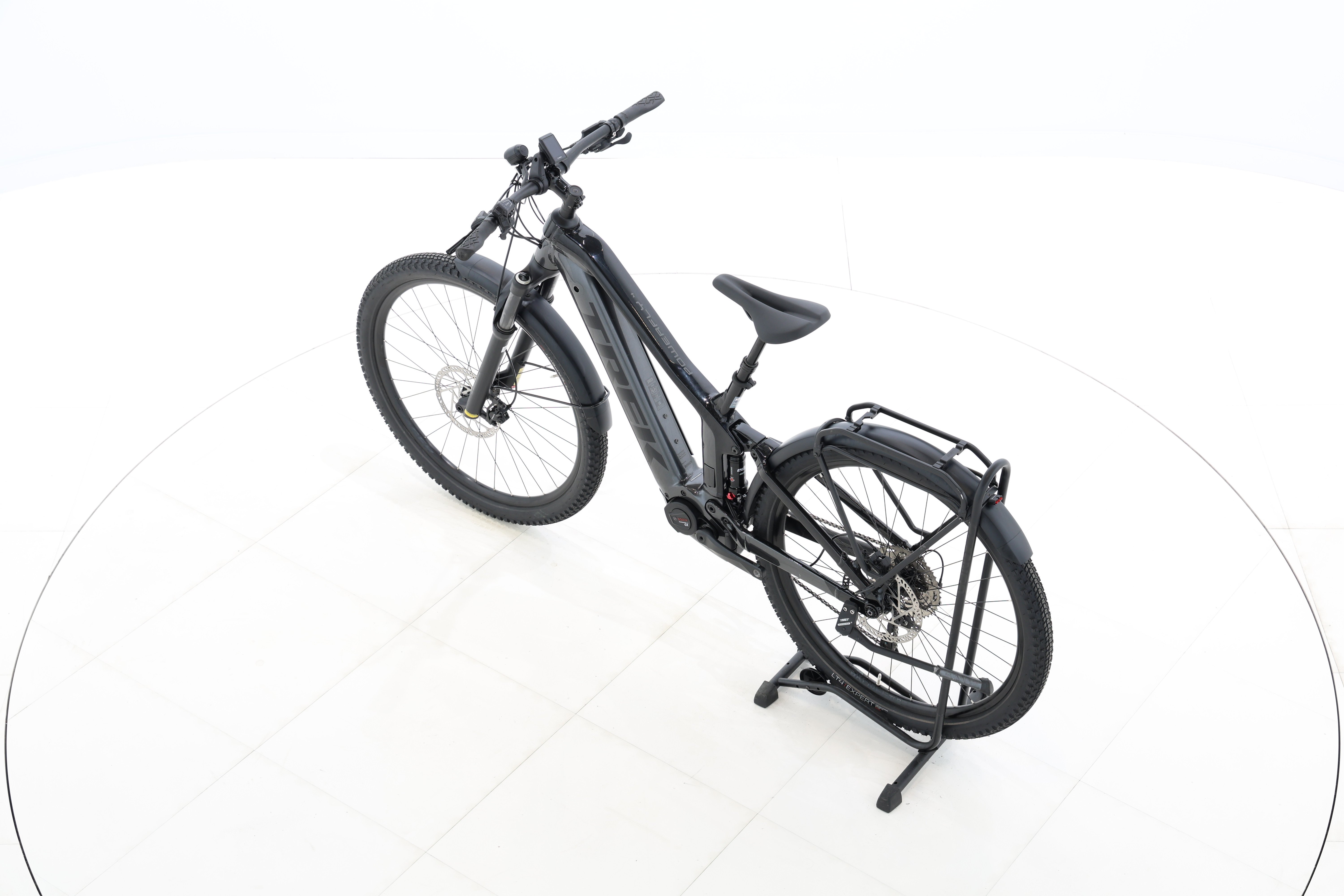 e93c7778-f013-44b9-8367-ecb60f23594b