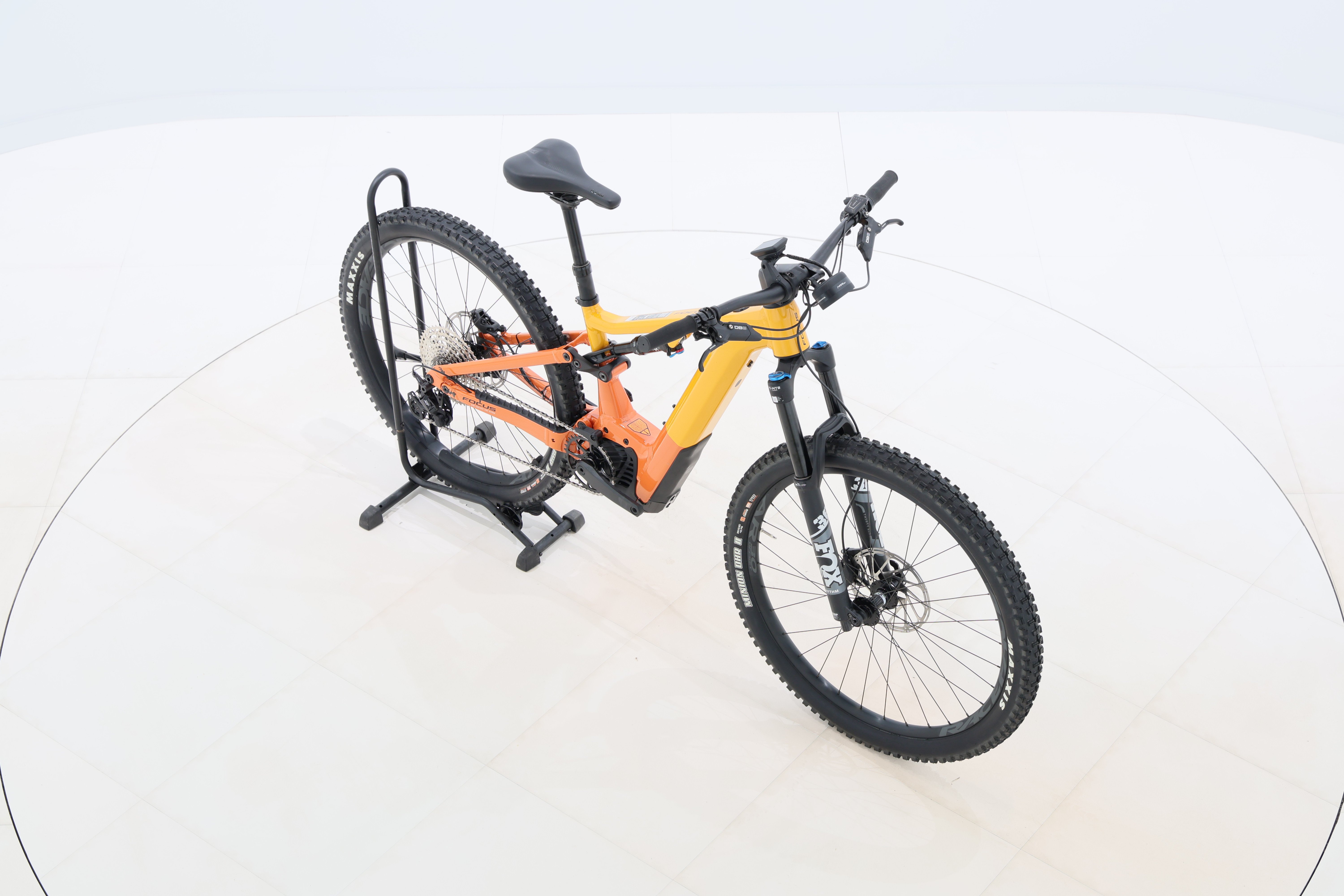 ddafe04e-f914-465f-beba-27c9982dab6e