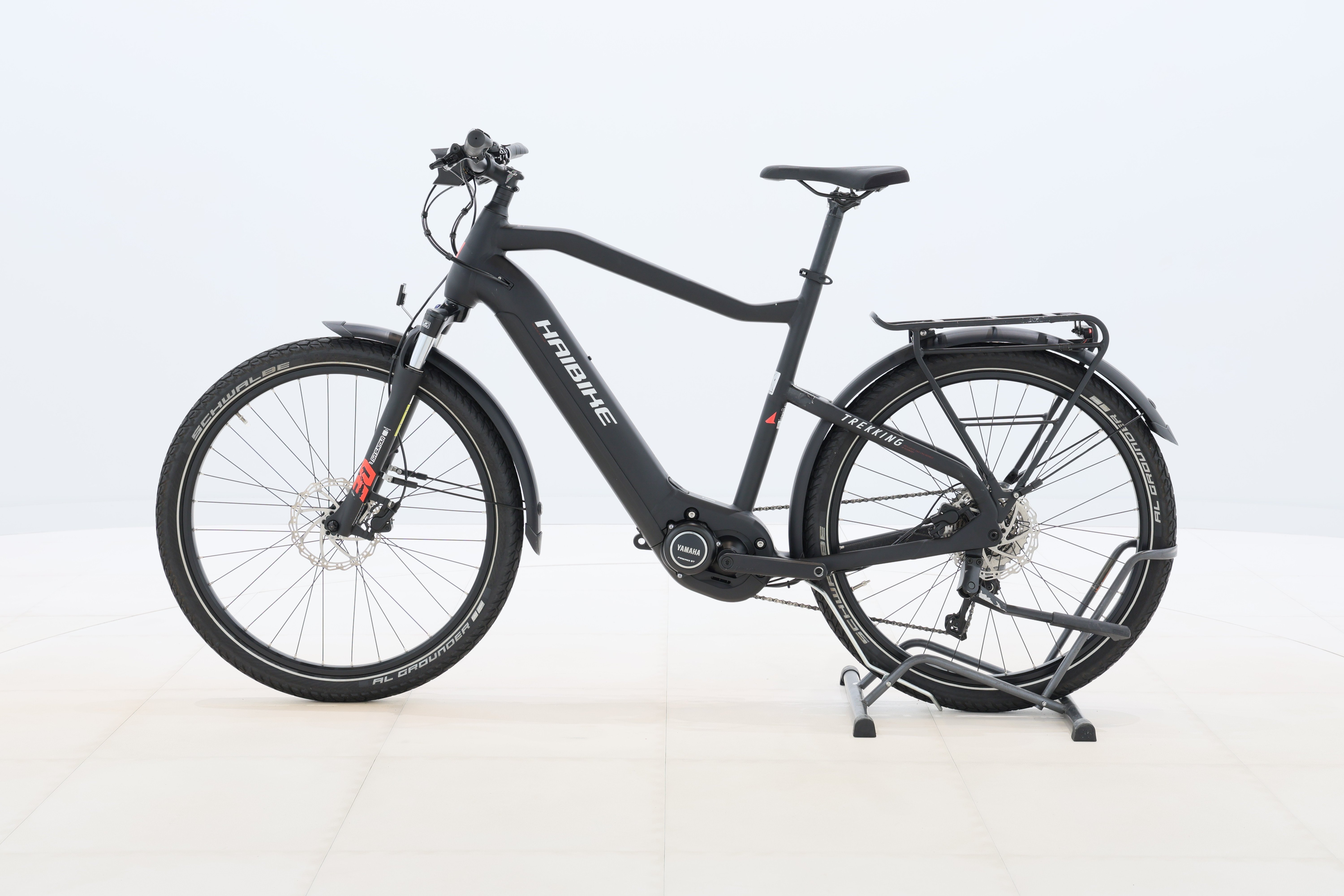 ab01b391-d1b5-4a6a-be80-66a16101f814