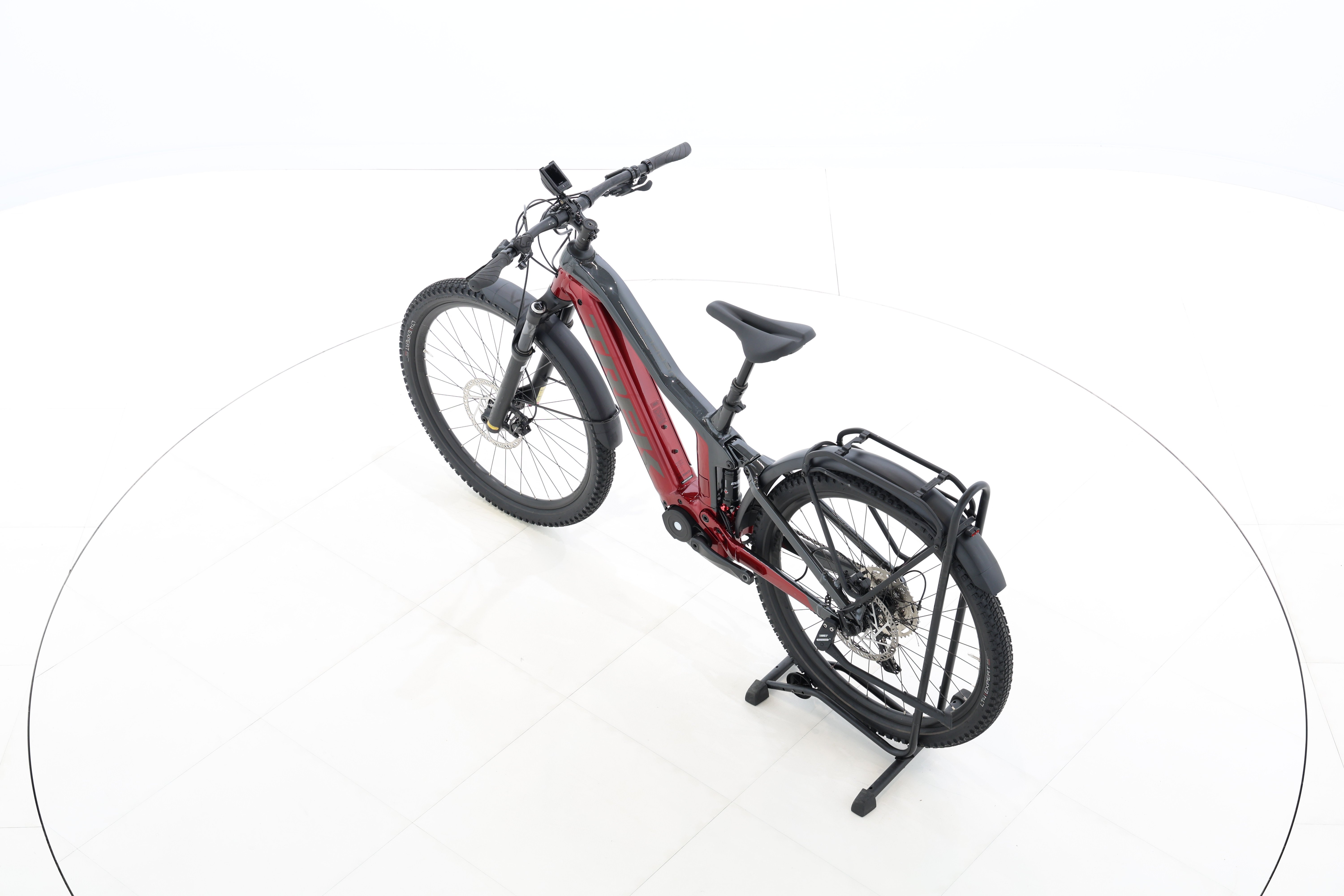 4817d451-f9d2-4de3-b93c-4d9af0772e01