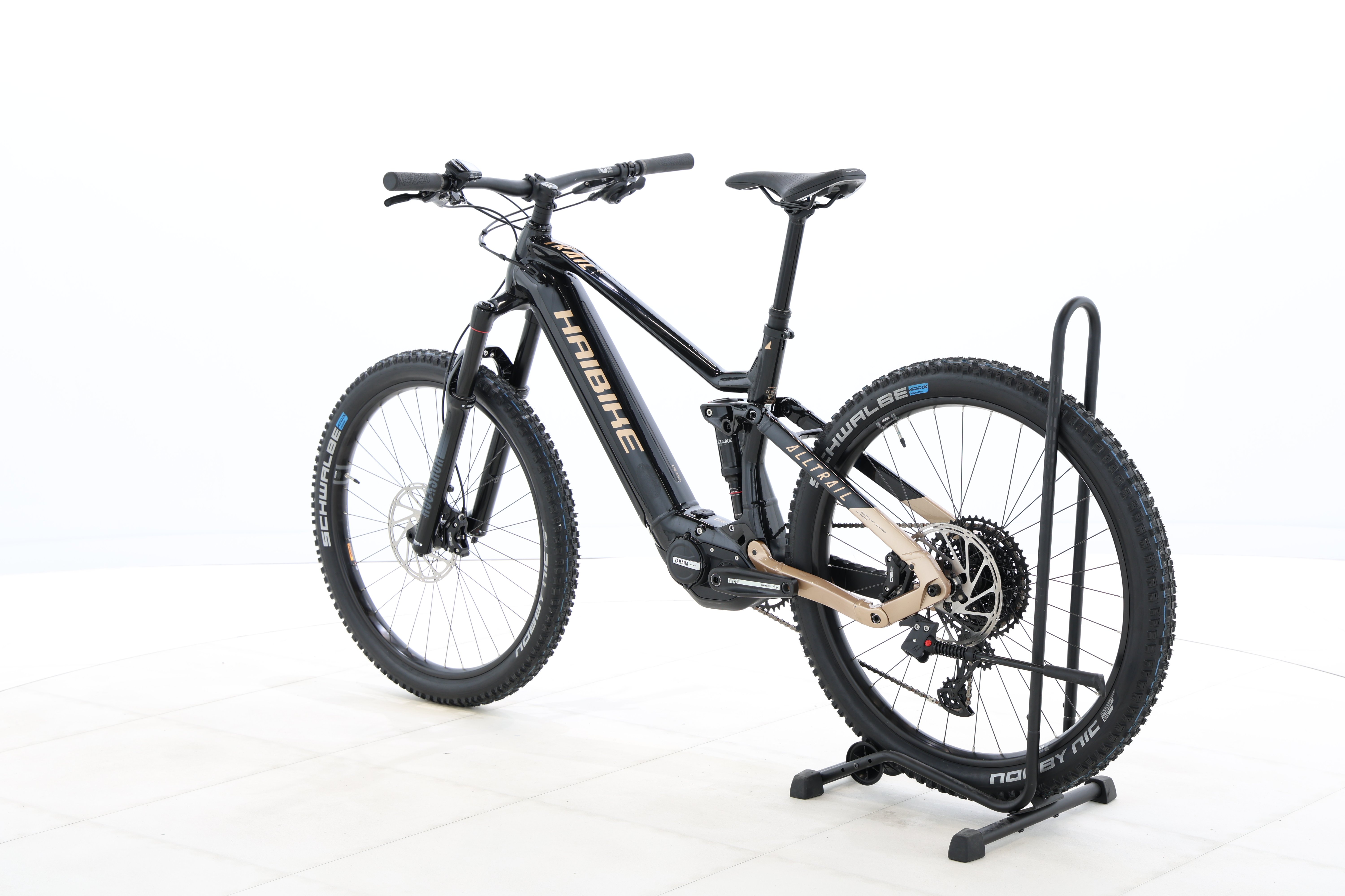 c207da6f-6485-4eb4-86e7-0e5790a6193c