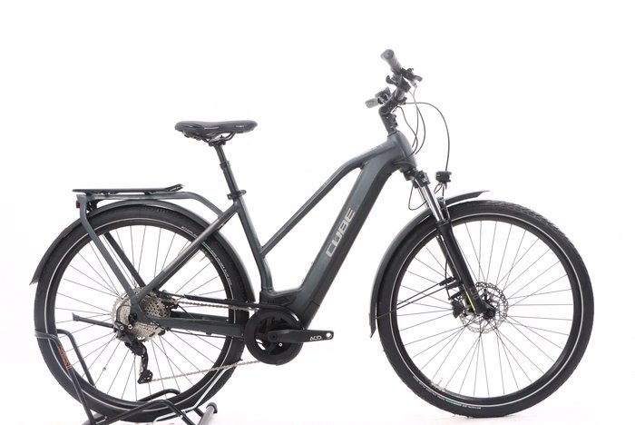 Cube KATHMANDU HYBRID ONE 625 2022