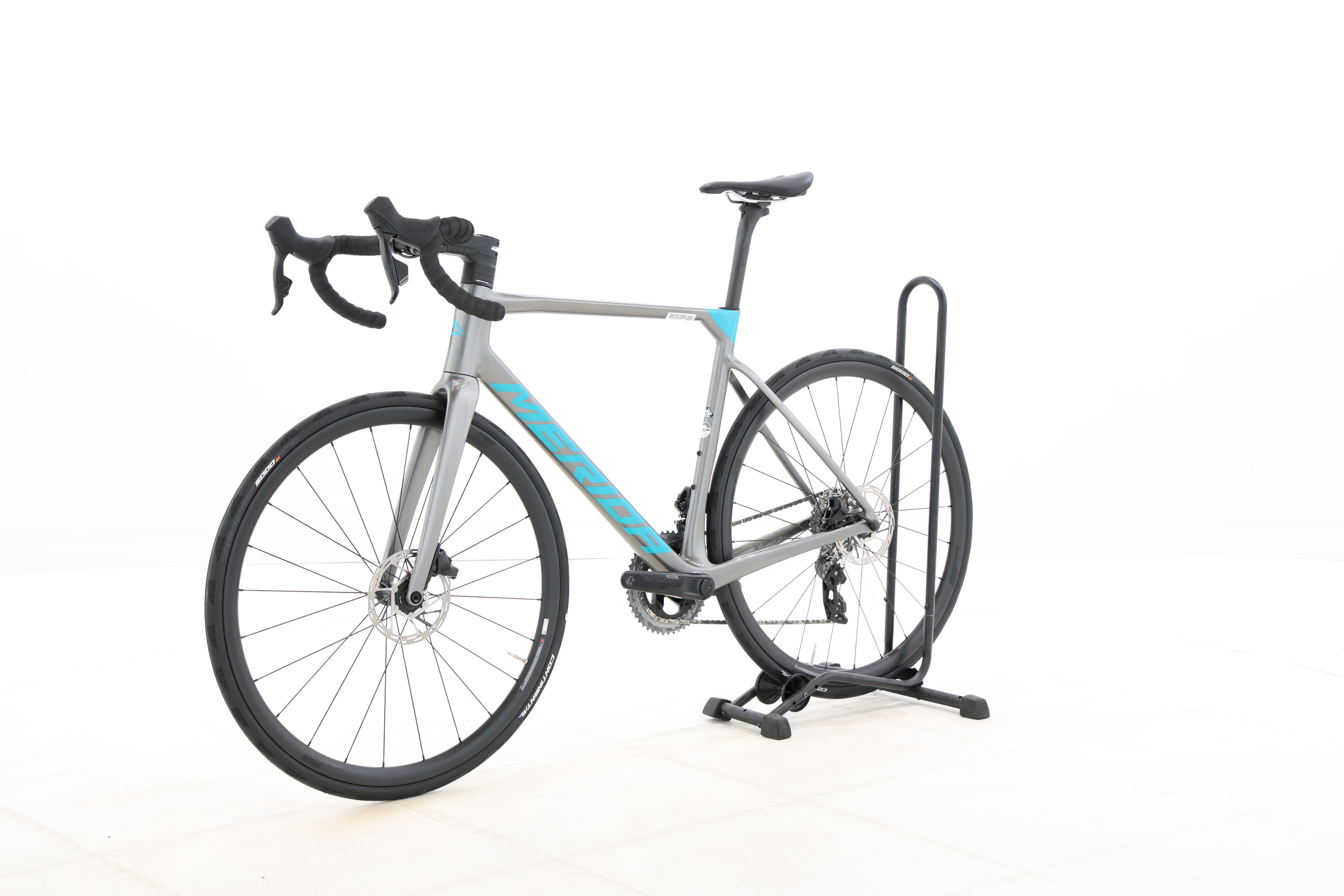 df986923-504f-47ad-9cdf-097fdc6d4a3f