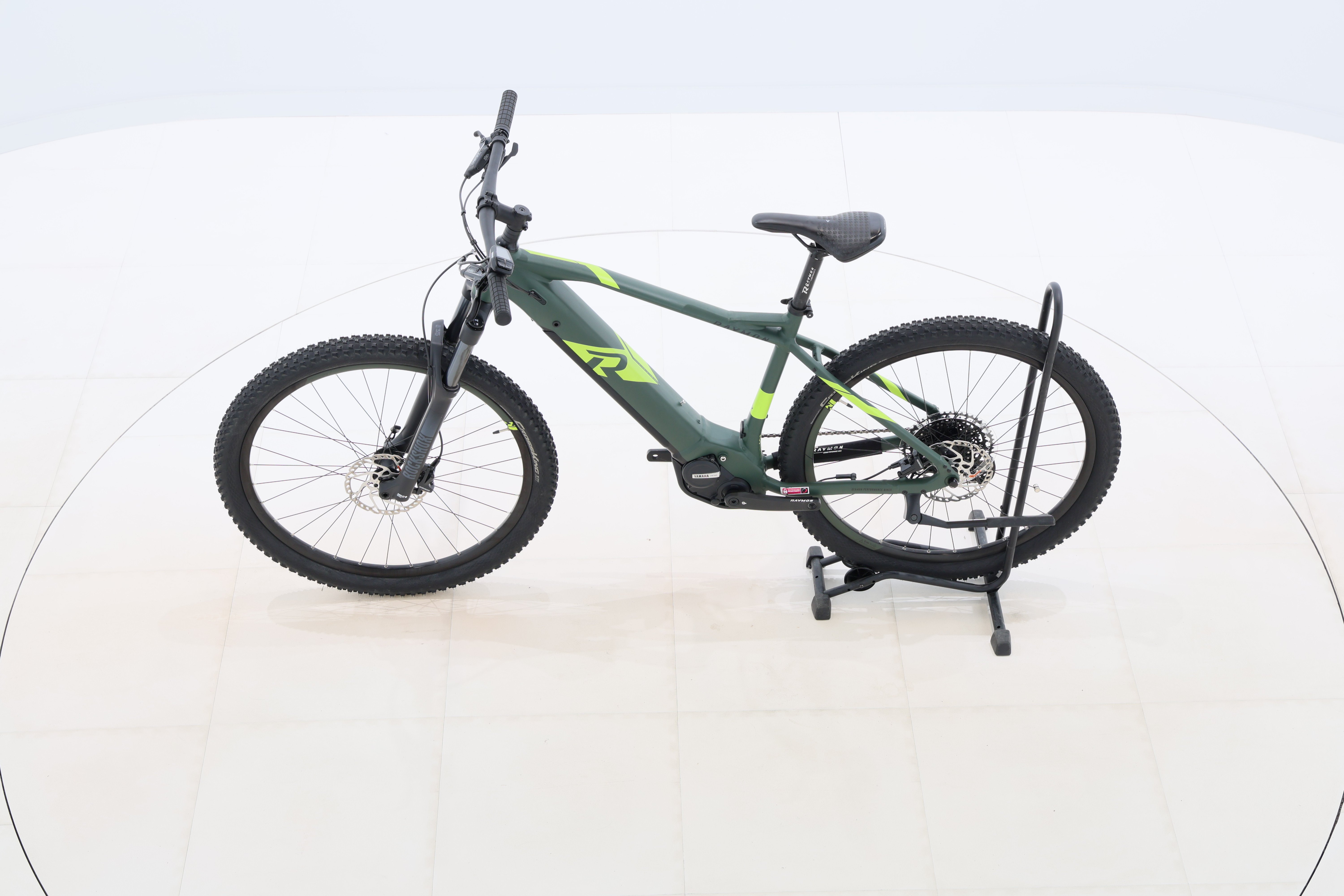 19a5b0c4-dabb-41f6-8ae2-0fdce62c7e2e