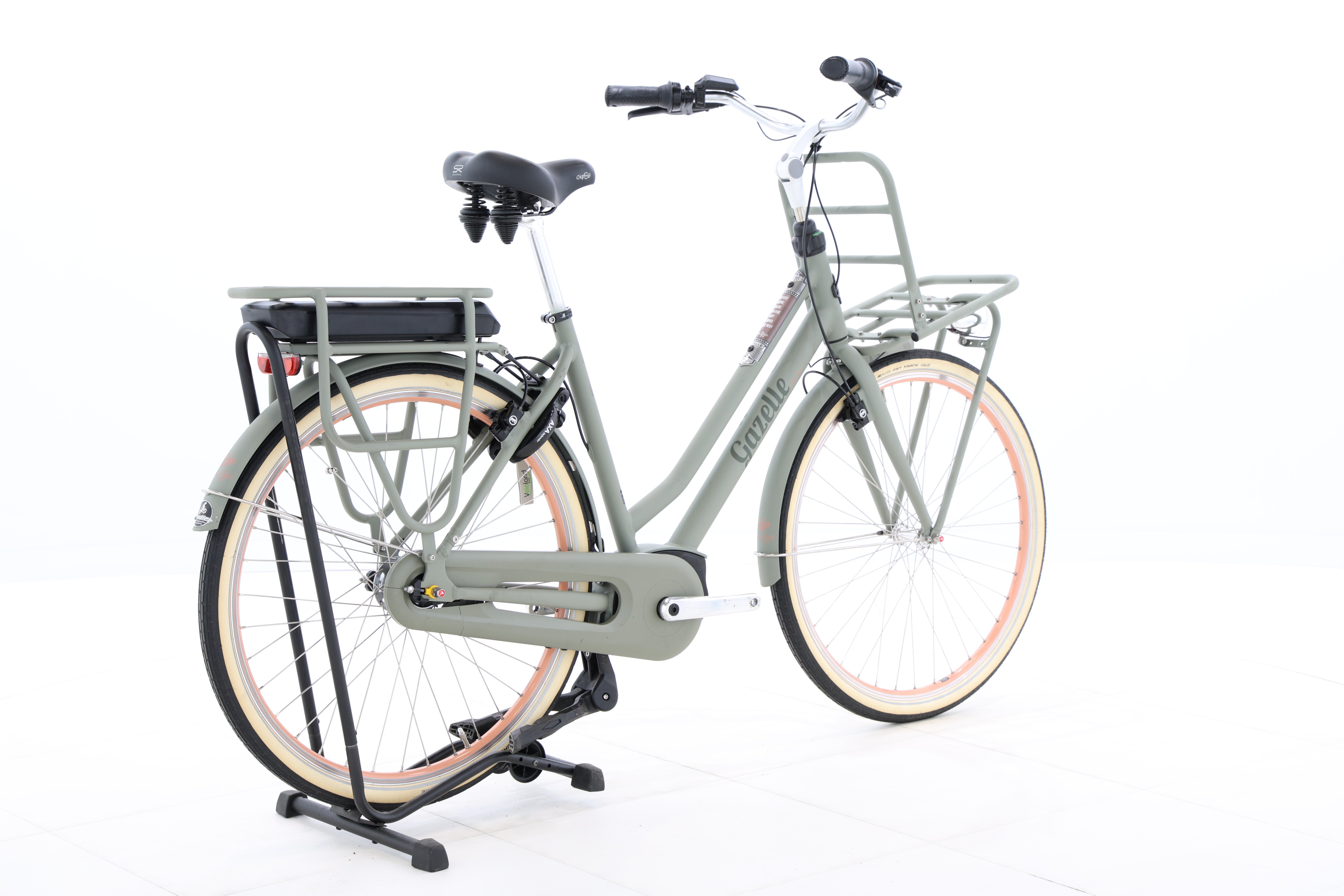 67715f8c-ba84-46b3-b2fd-c806818bf0a3