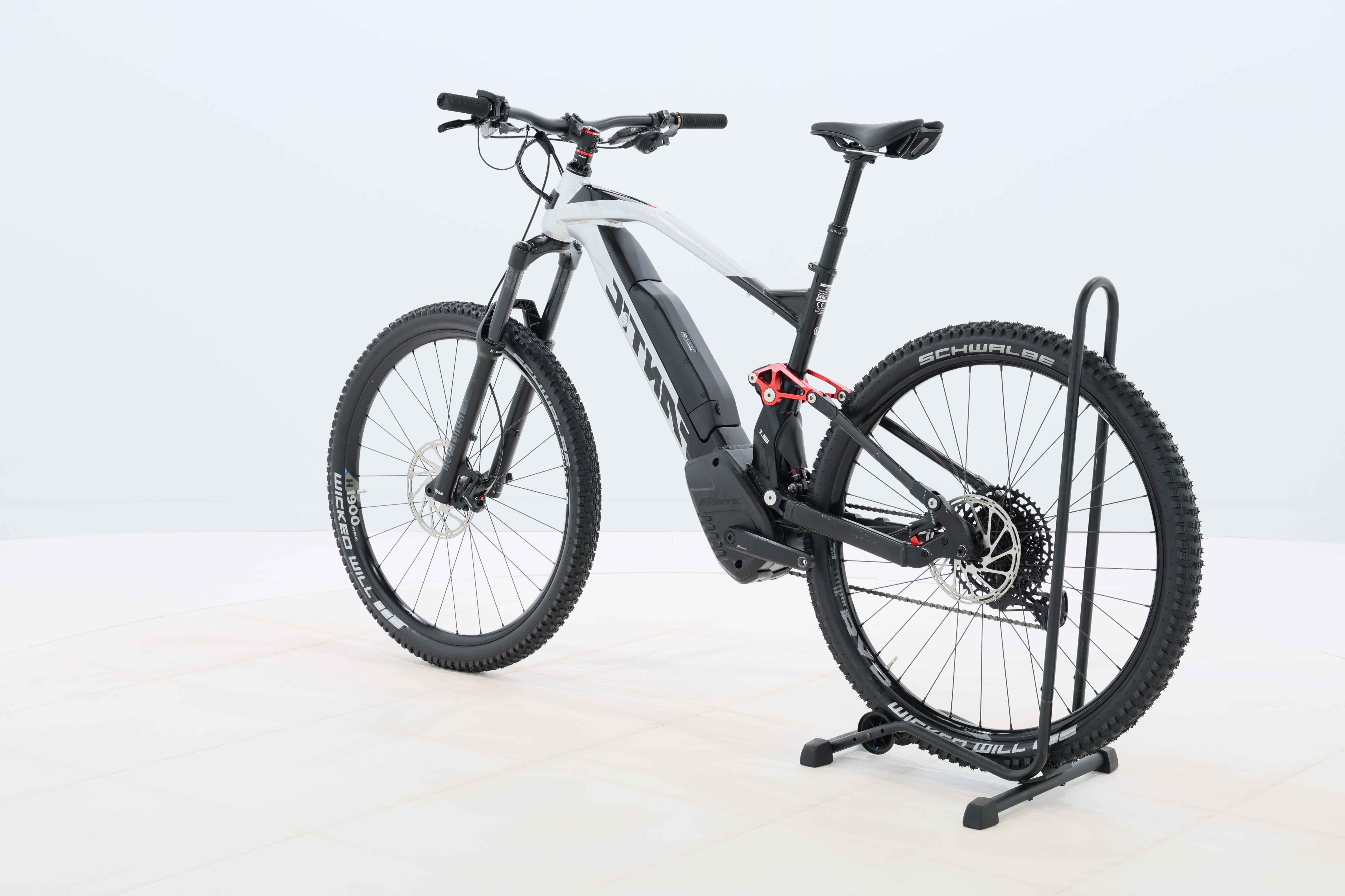 37de155d-74ce-4dda-8fc8-16246d6dd377