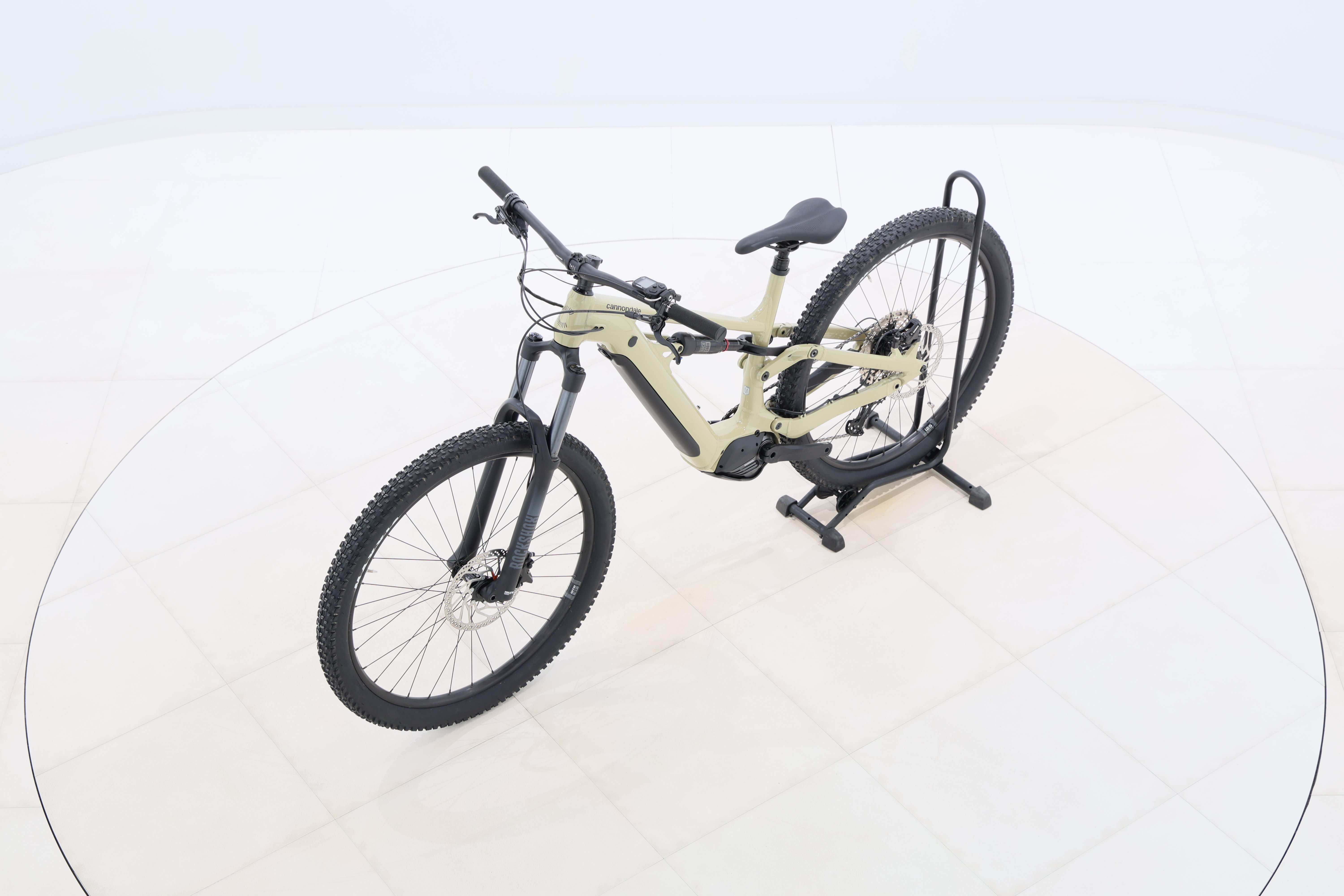 7bac3f78-127b-43d7-9a6e-252222758523