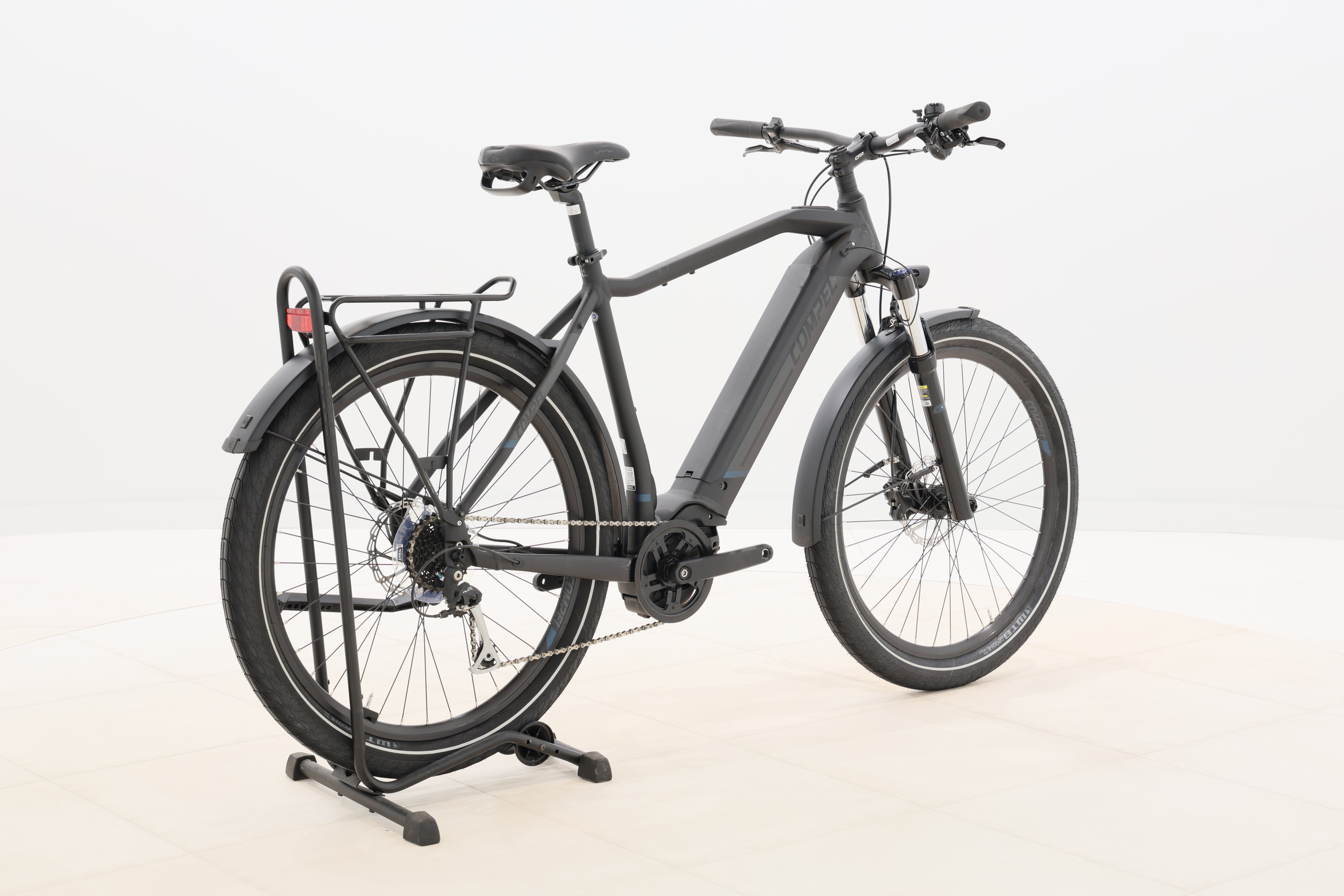 dcc89e47-5c00-46c3-a301-bfe0c95f8f71