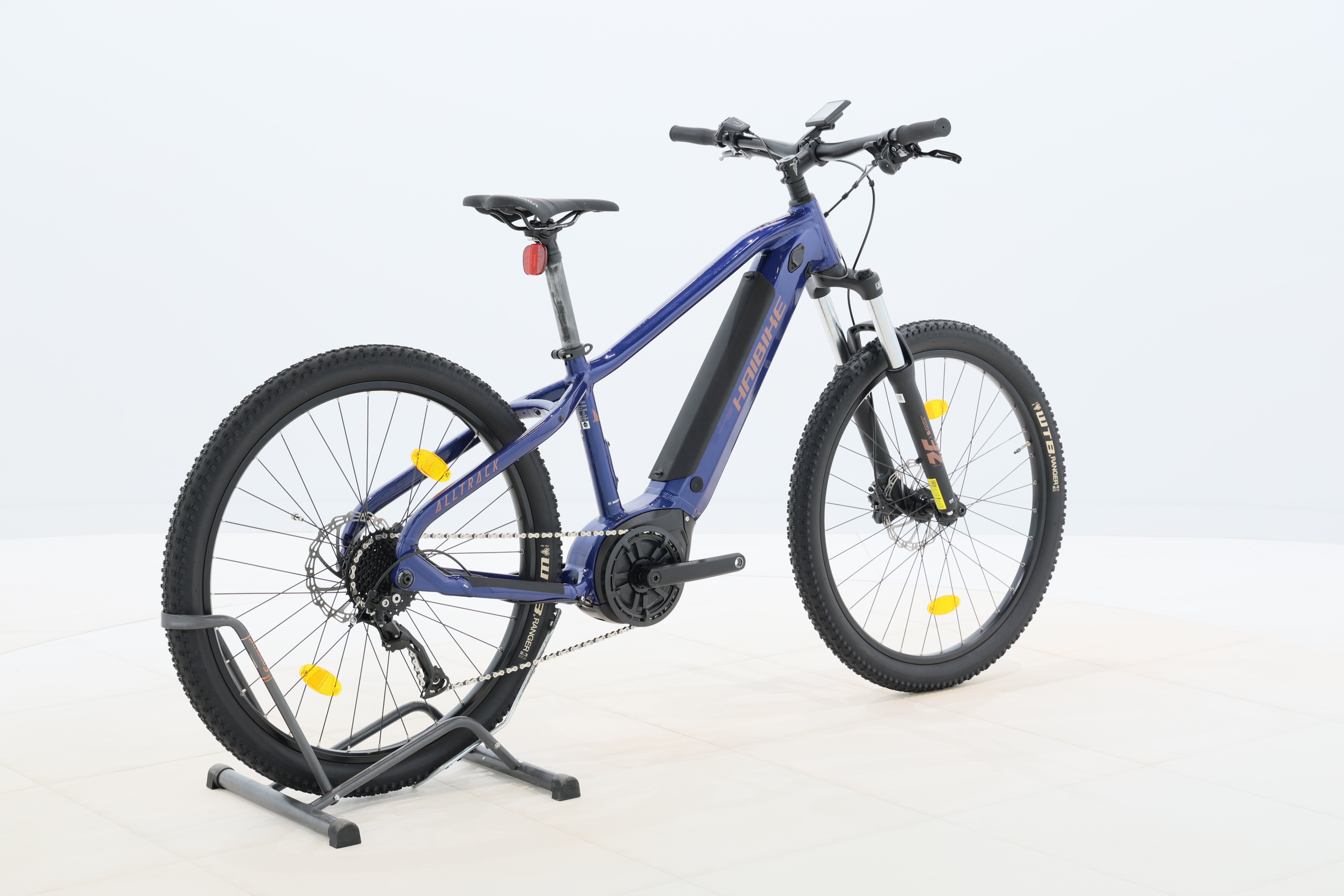 74e646bf-f4da-43e4-be42-6c01c47454a3