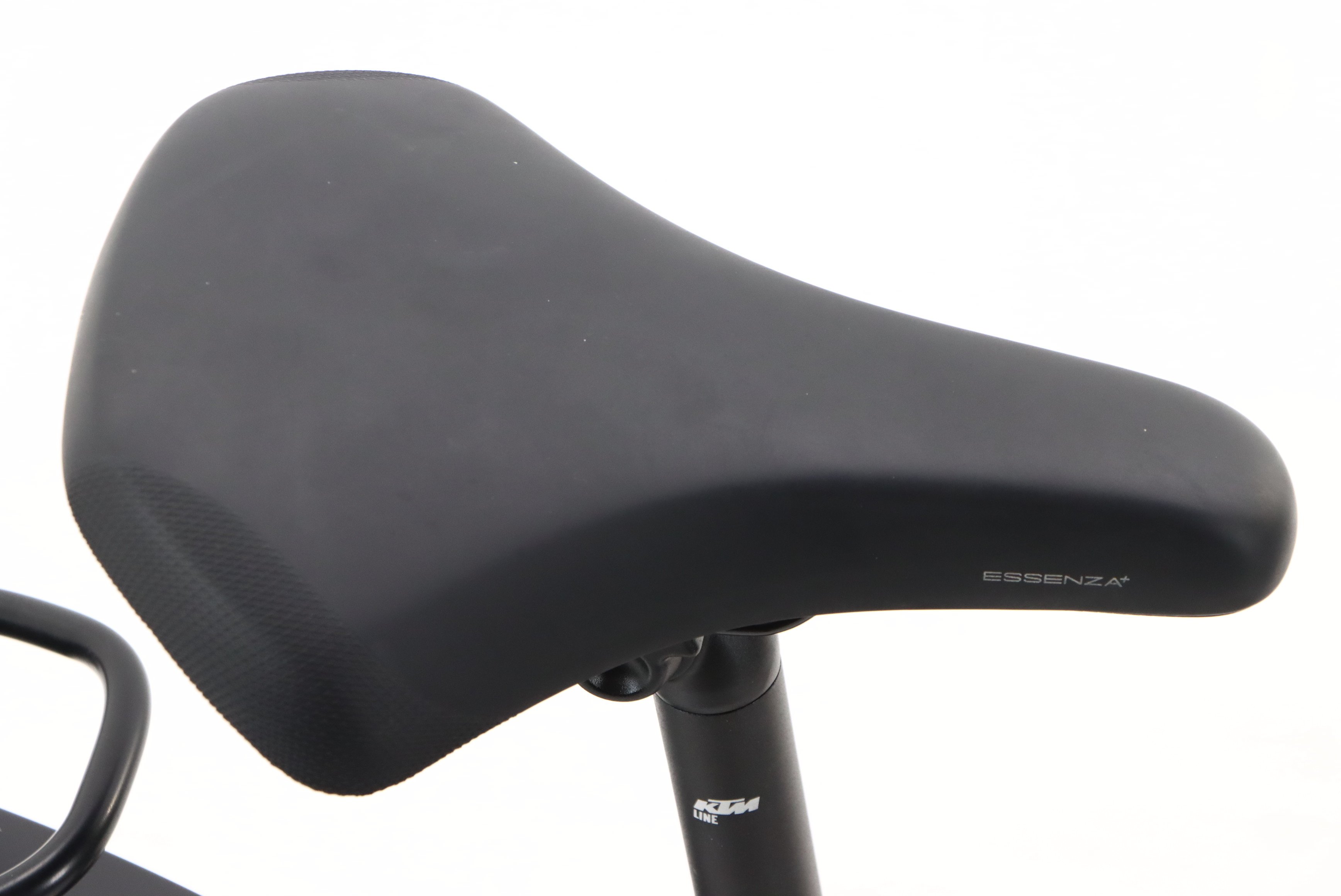 170d19e1-ea81-4b86-bb9b-7e78bc19f38d