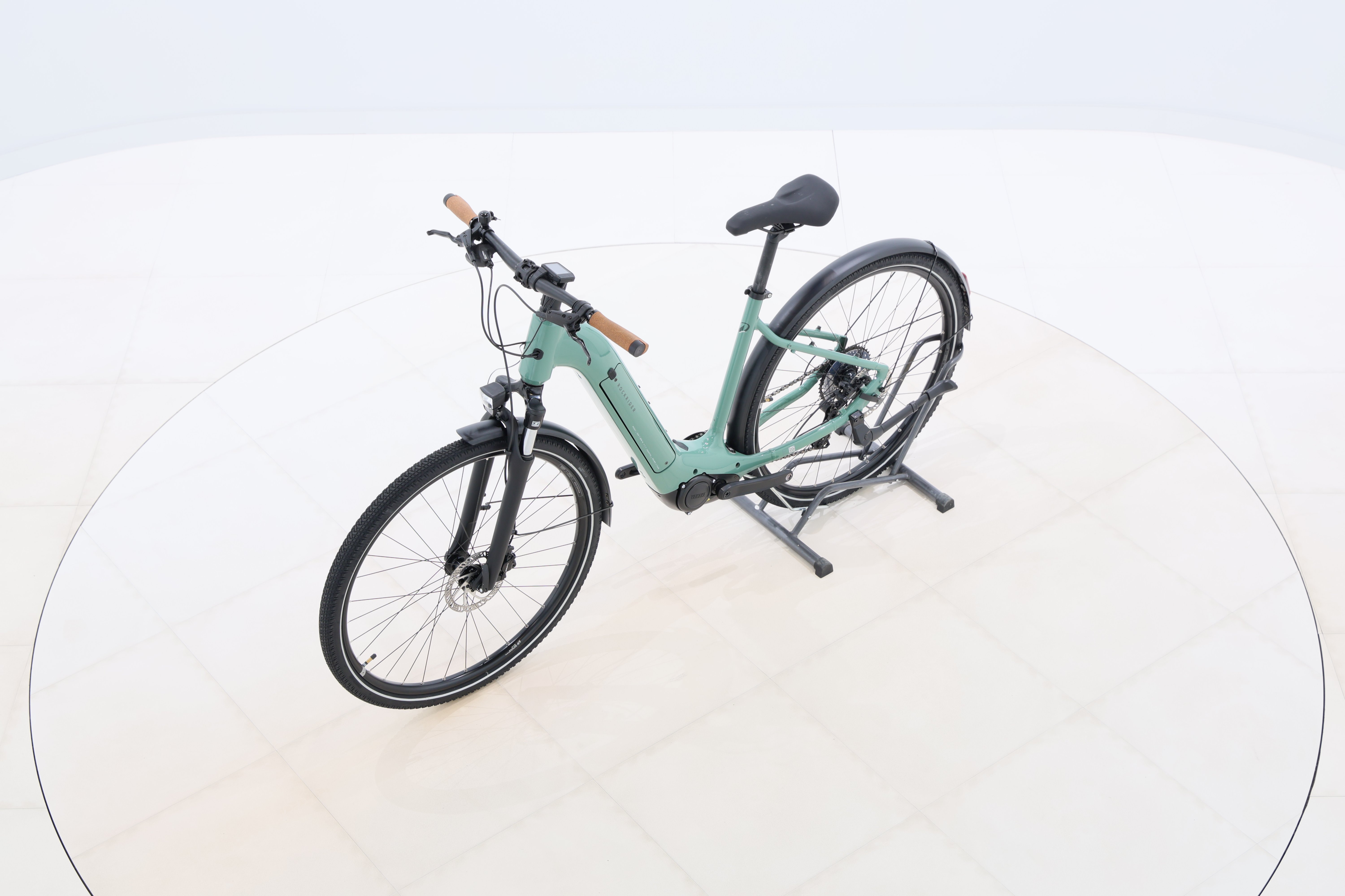 f53b539a-169a-4df5-961b-c7435943bdab