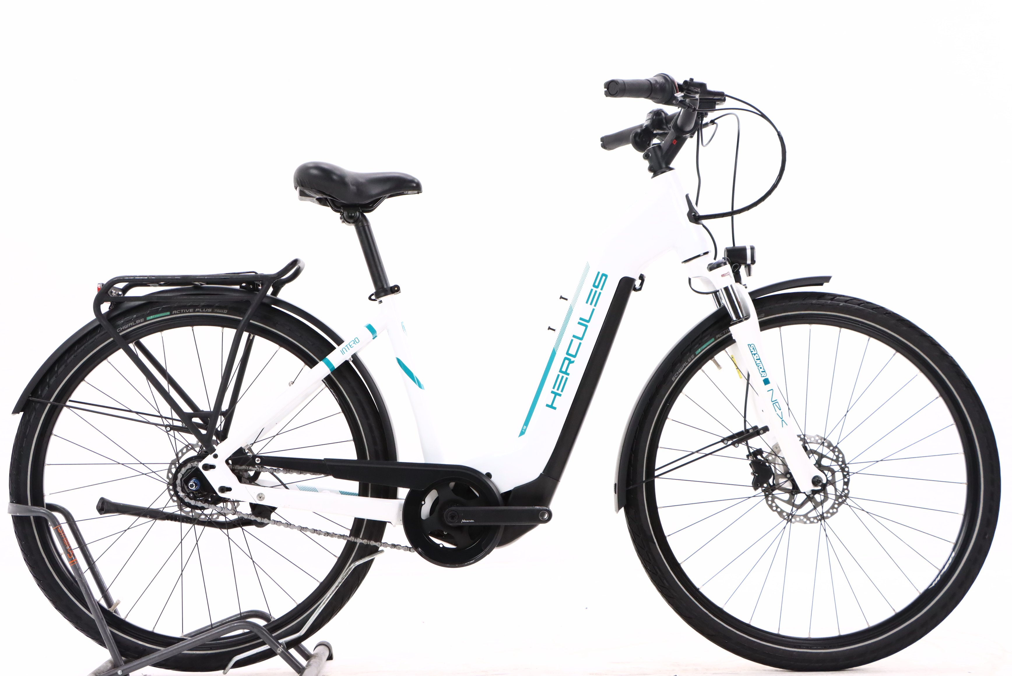 209ea0a4-fdfb-448d-adbd-7fd0a508ea69