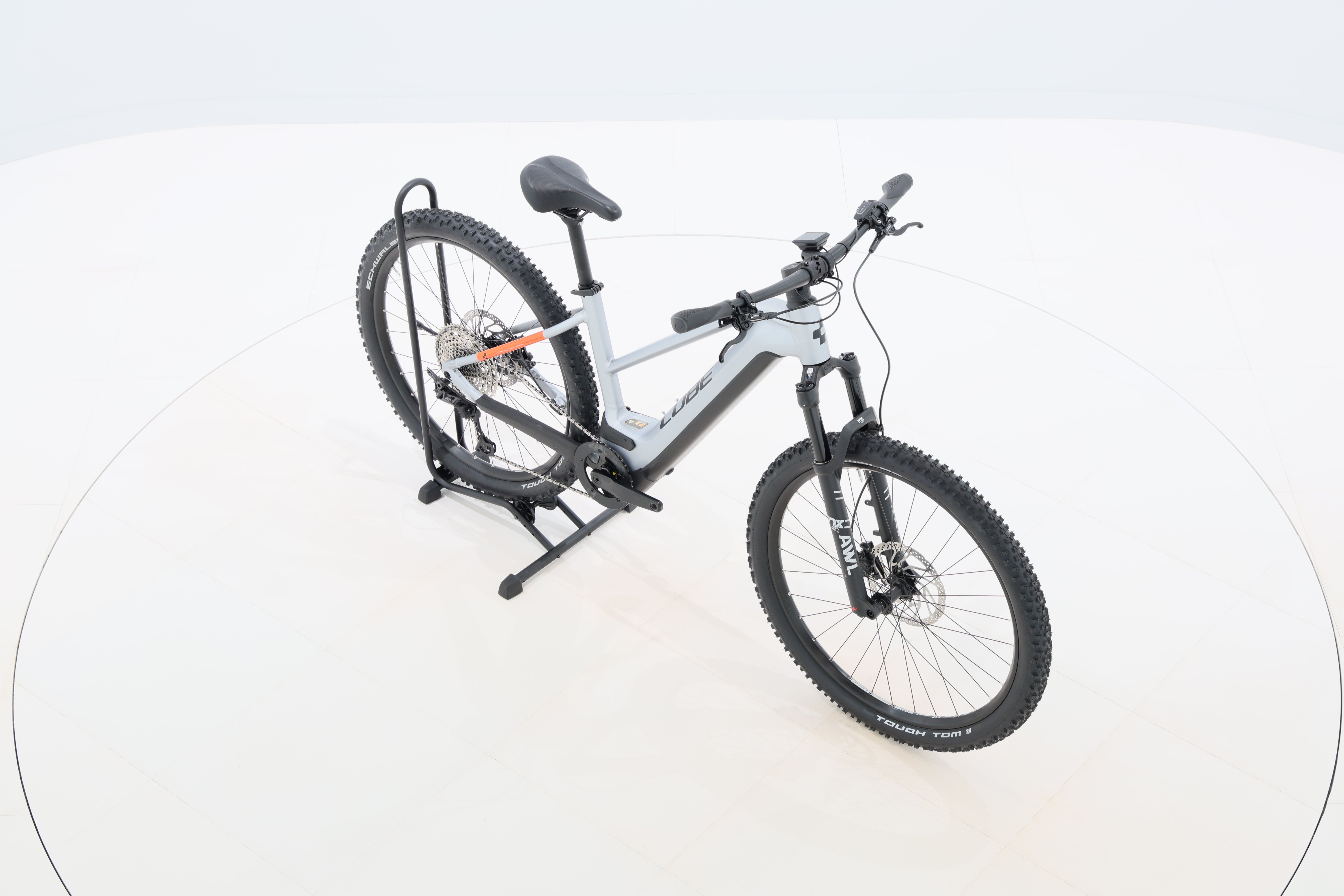 f6806bcb-6369-4eda-a579-ed241dbc2d7b