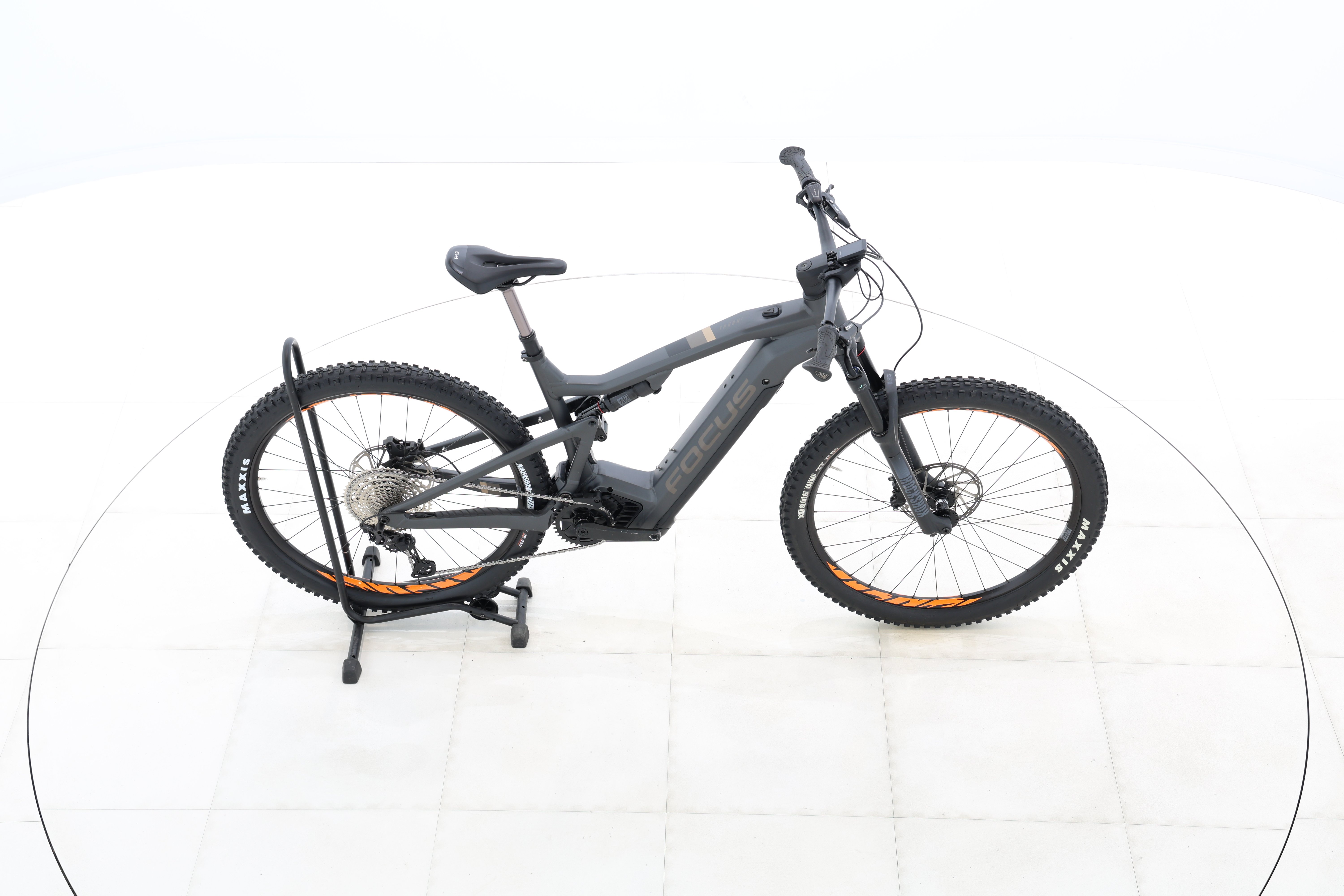 fcc2d6fe-f765-44fd-aa5c-0f96ae7400ce