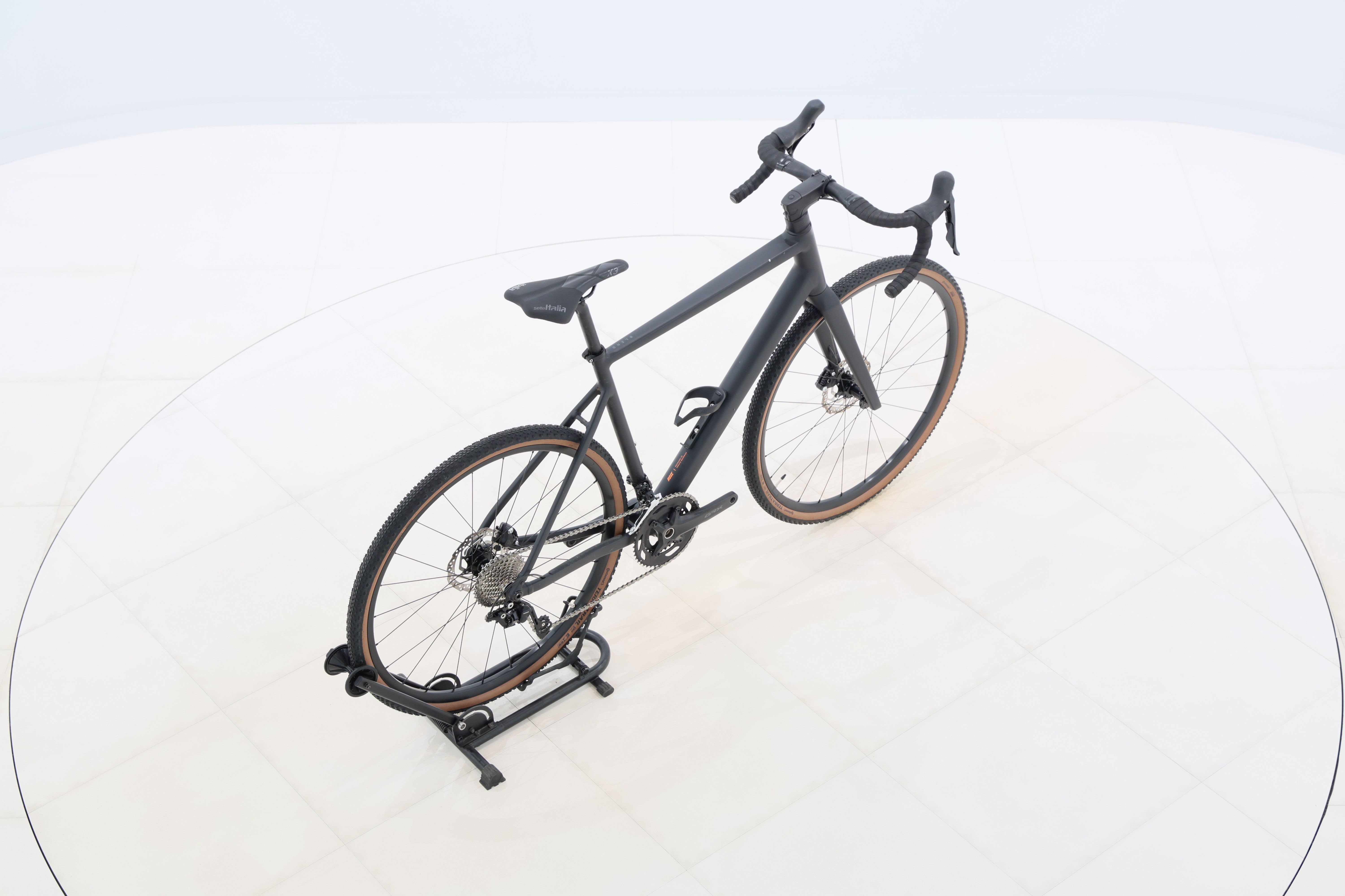 04bf39b3-434b-4f70-ba14-81b219e660f7