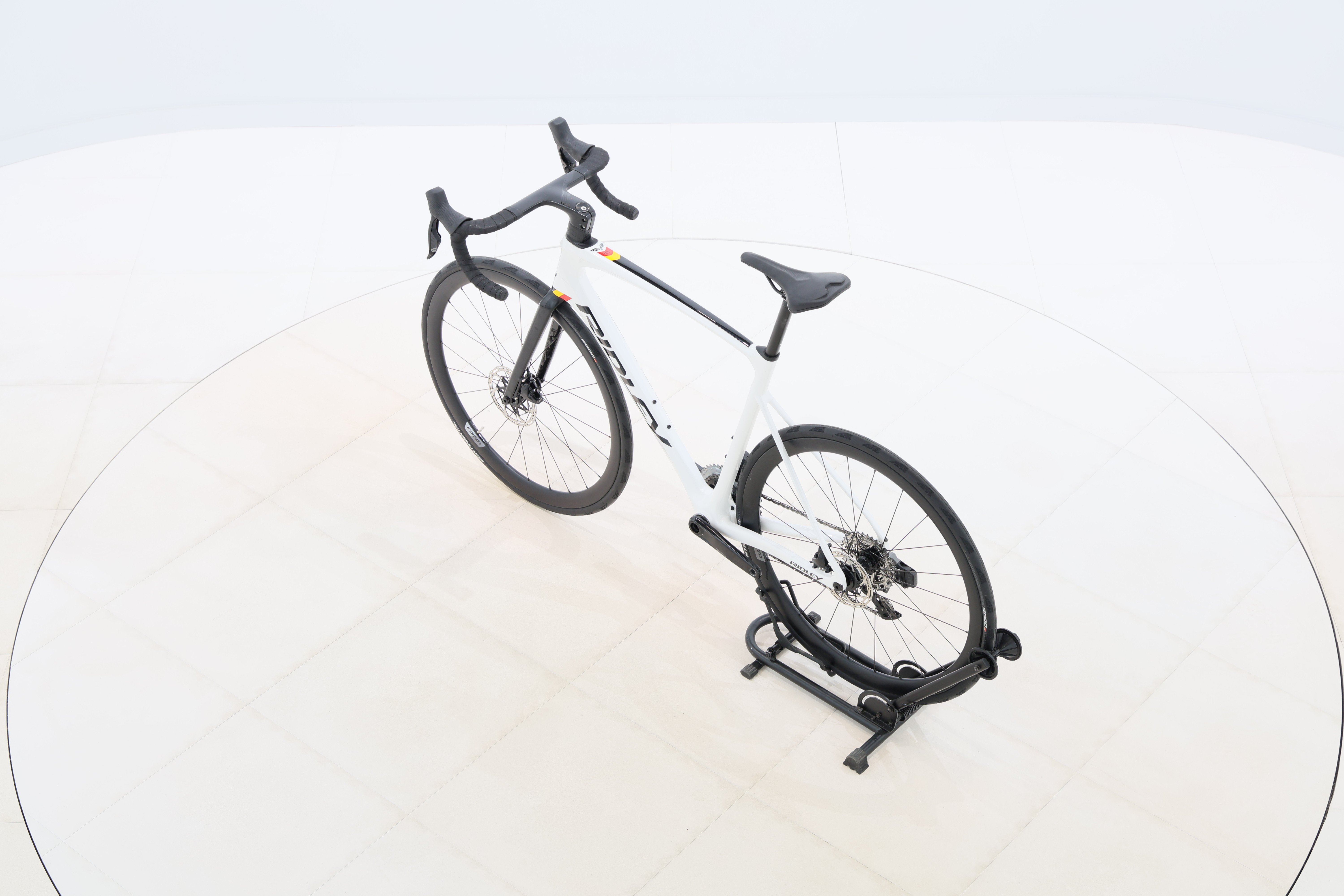 ad48564b-ec47-4128-b24e-5f0f80c5d834