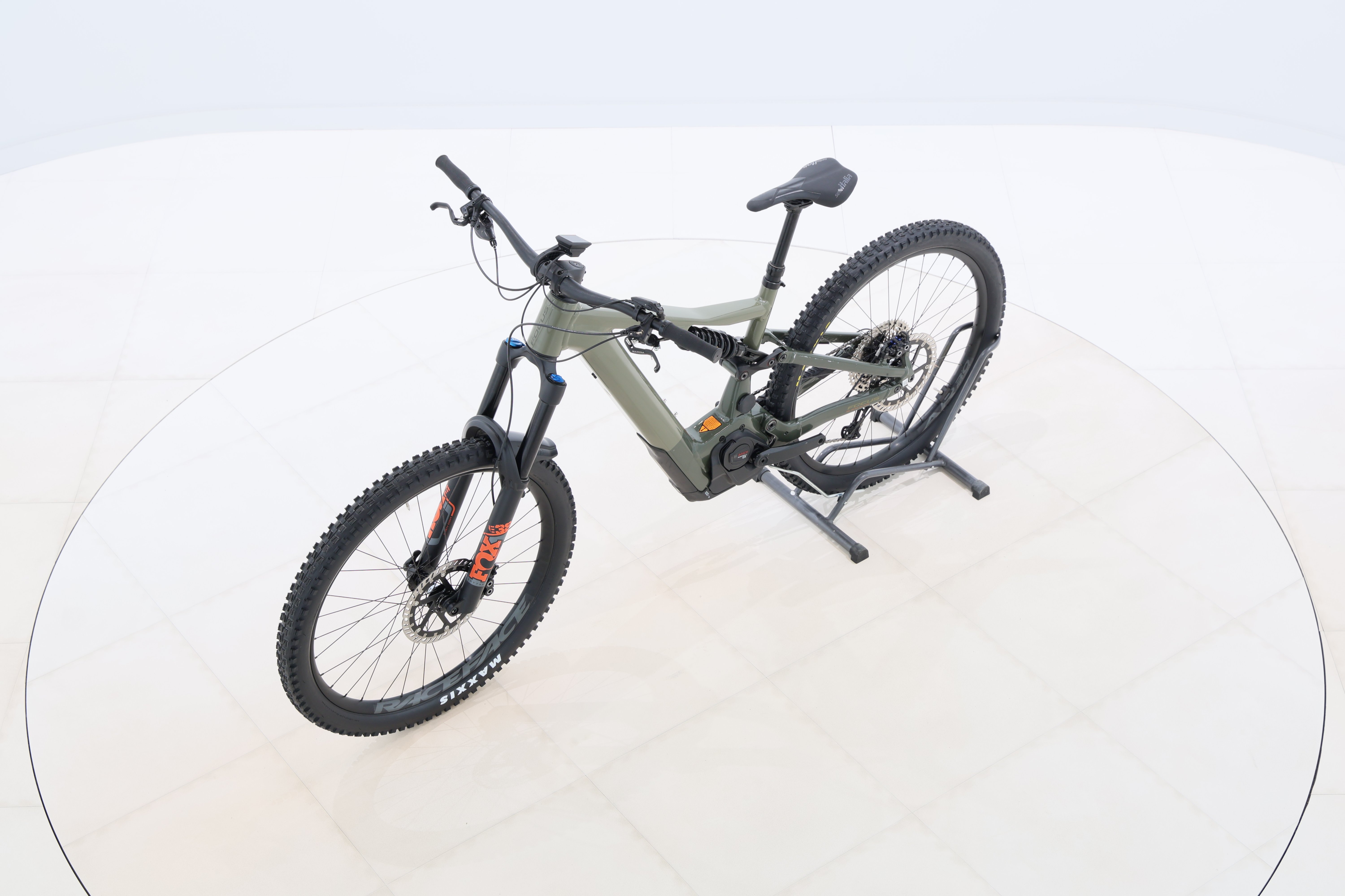 e222e97e-364e-4af0-8c21-33564a1d07f6