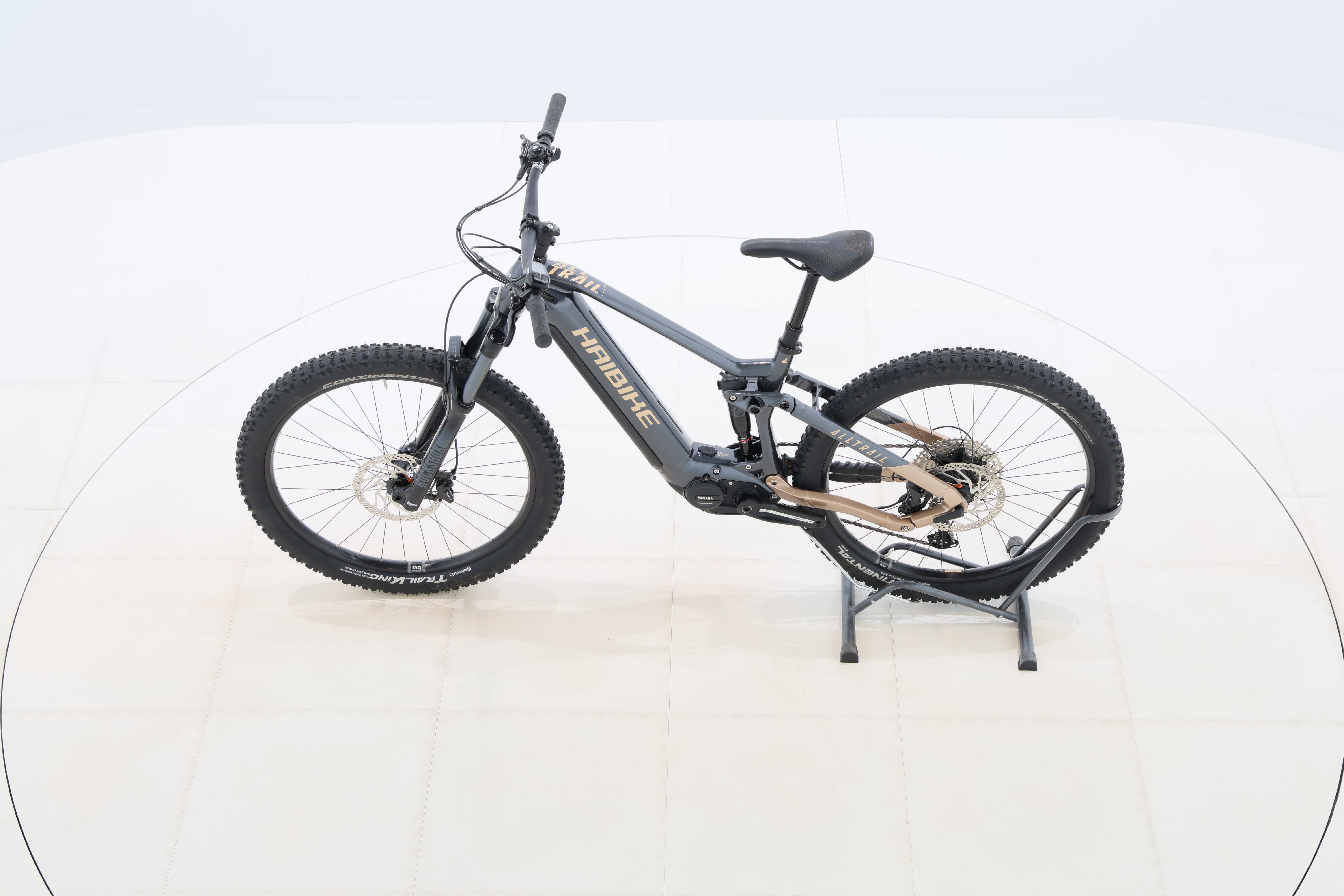 ea625a16-ade4-48d8-92b0-58891261a301