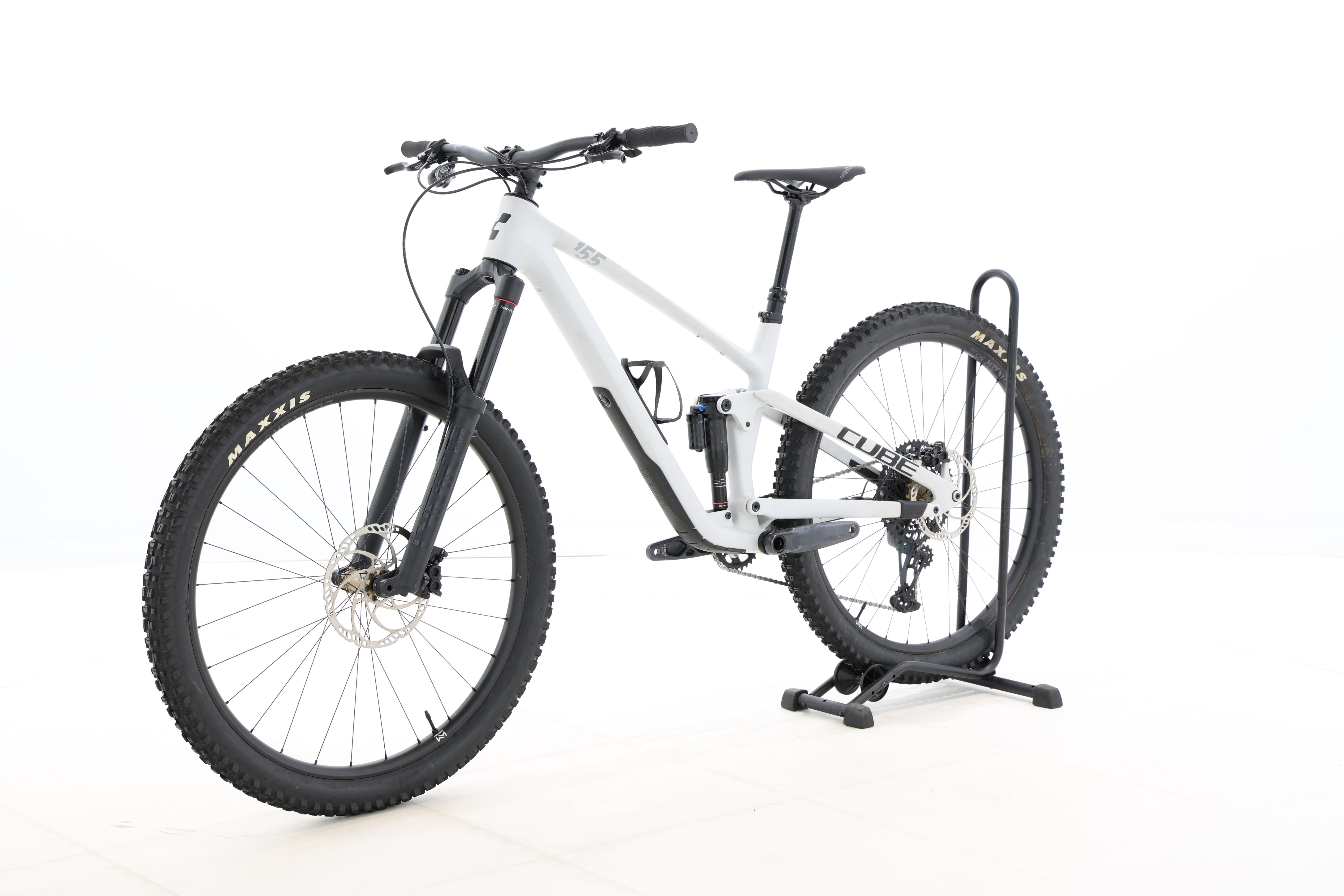 b0a7b68e-e889-4abb-a4ee-2432067b8e89