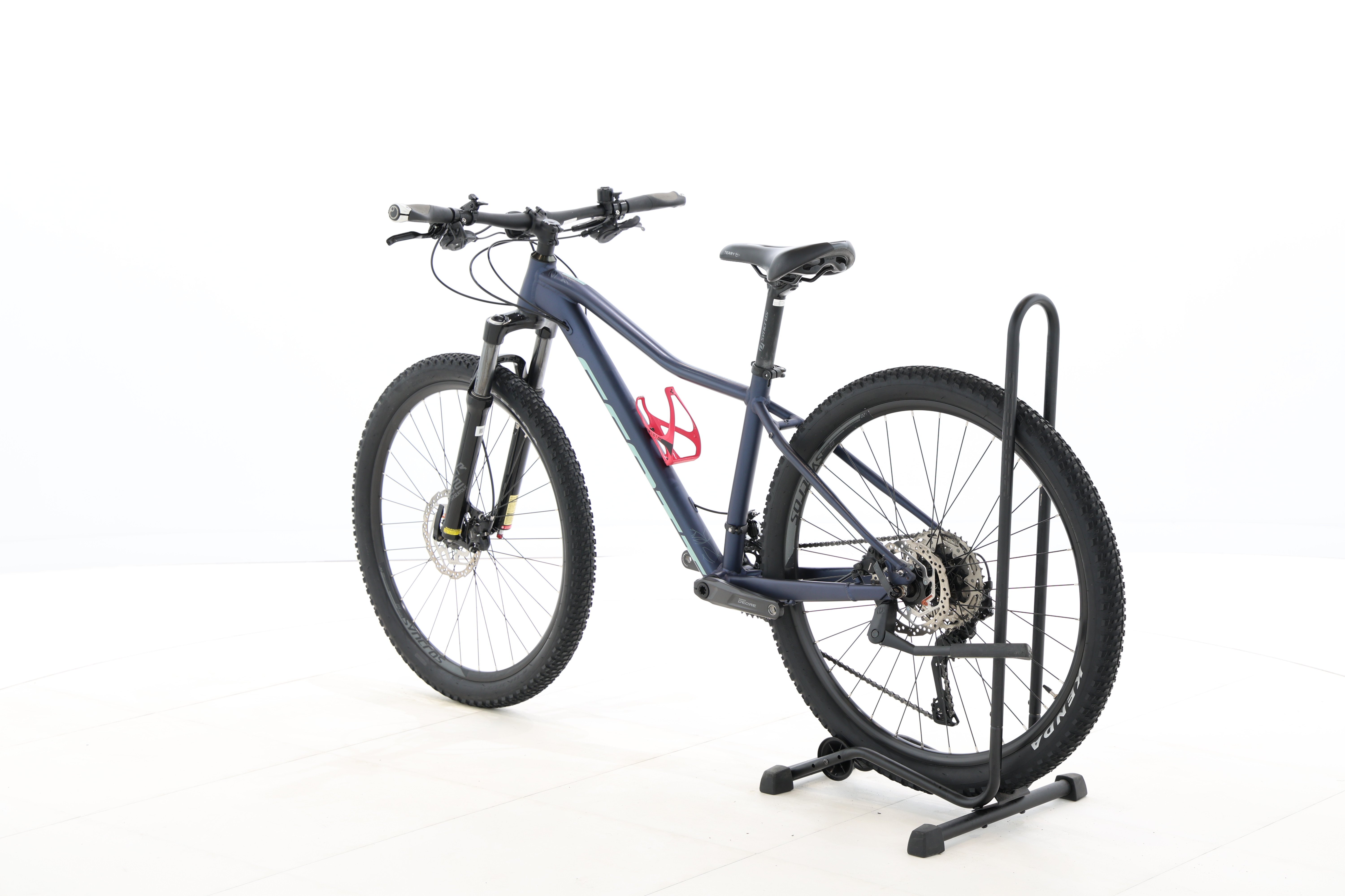 704fc1a0-e038-4eeb-807e-36faa61a2be9