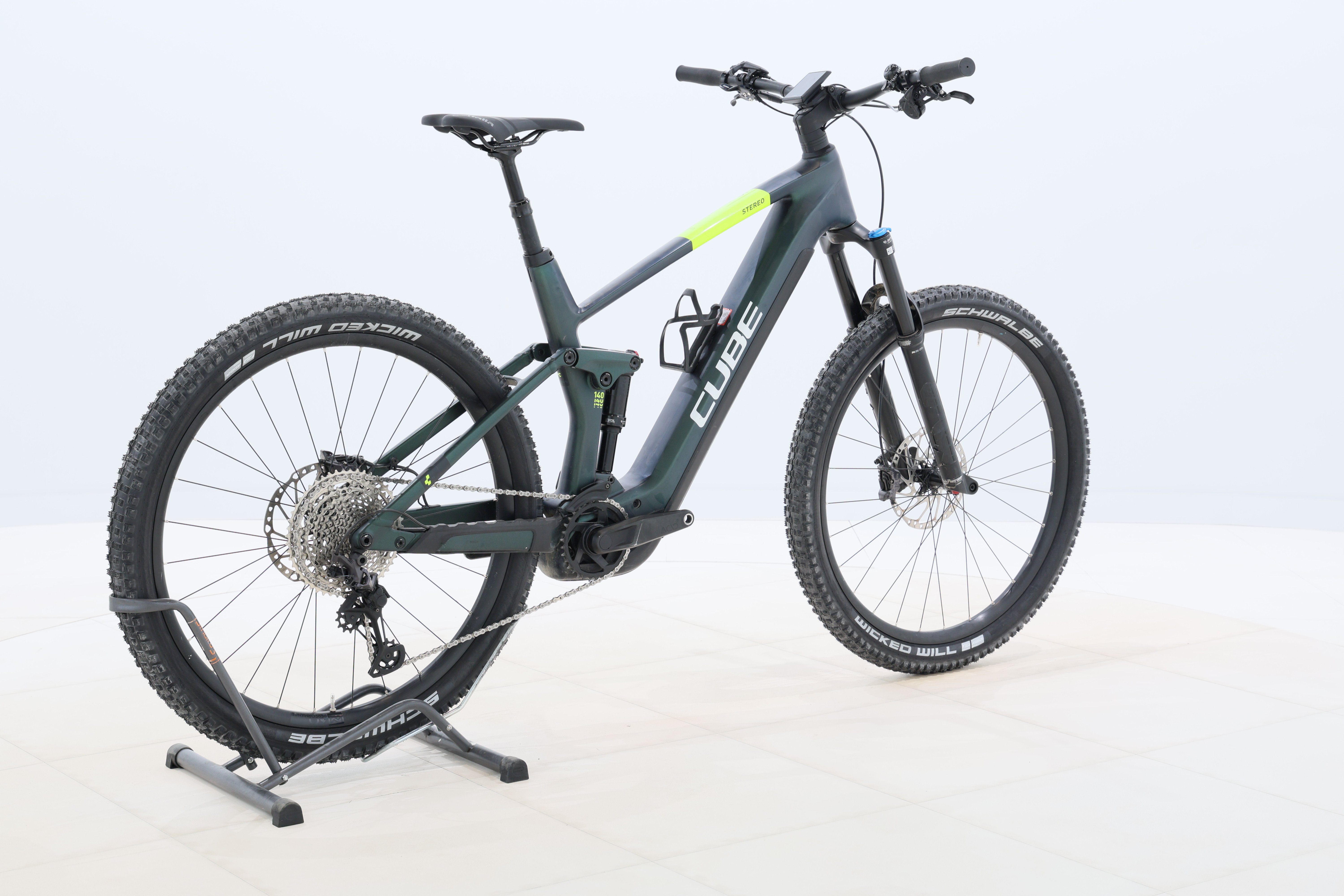 6b7956c3-4d76-482e-a102-7a24702851ab