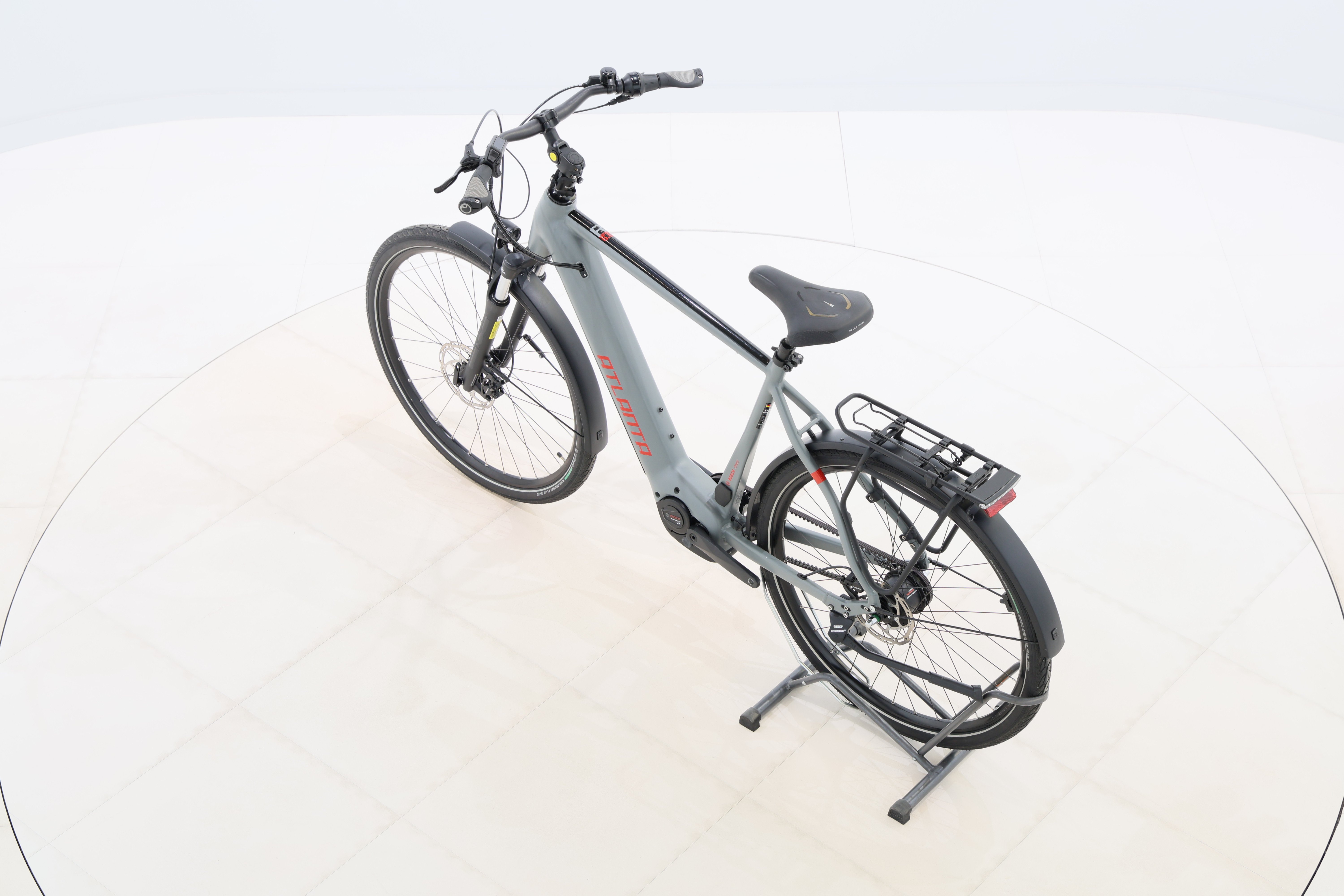 e0045533-f18a-43cf-8799-30ecb716d17c