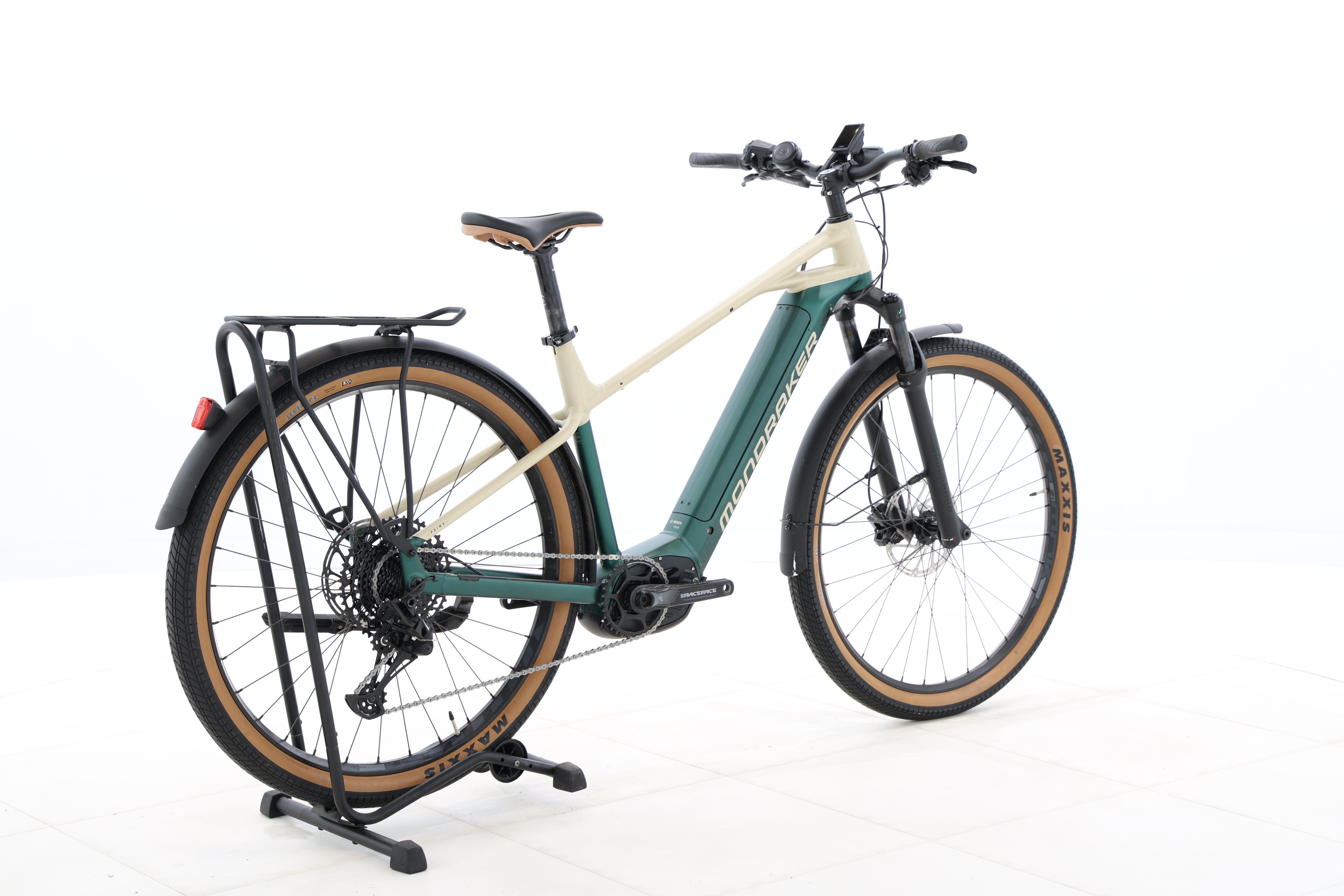 32b8fc0d-268e-48ce-82d4-7656ea5f0d14