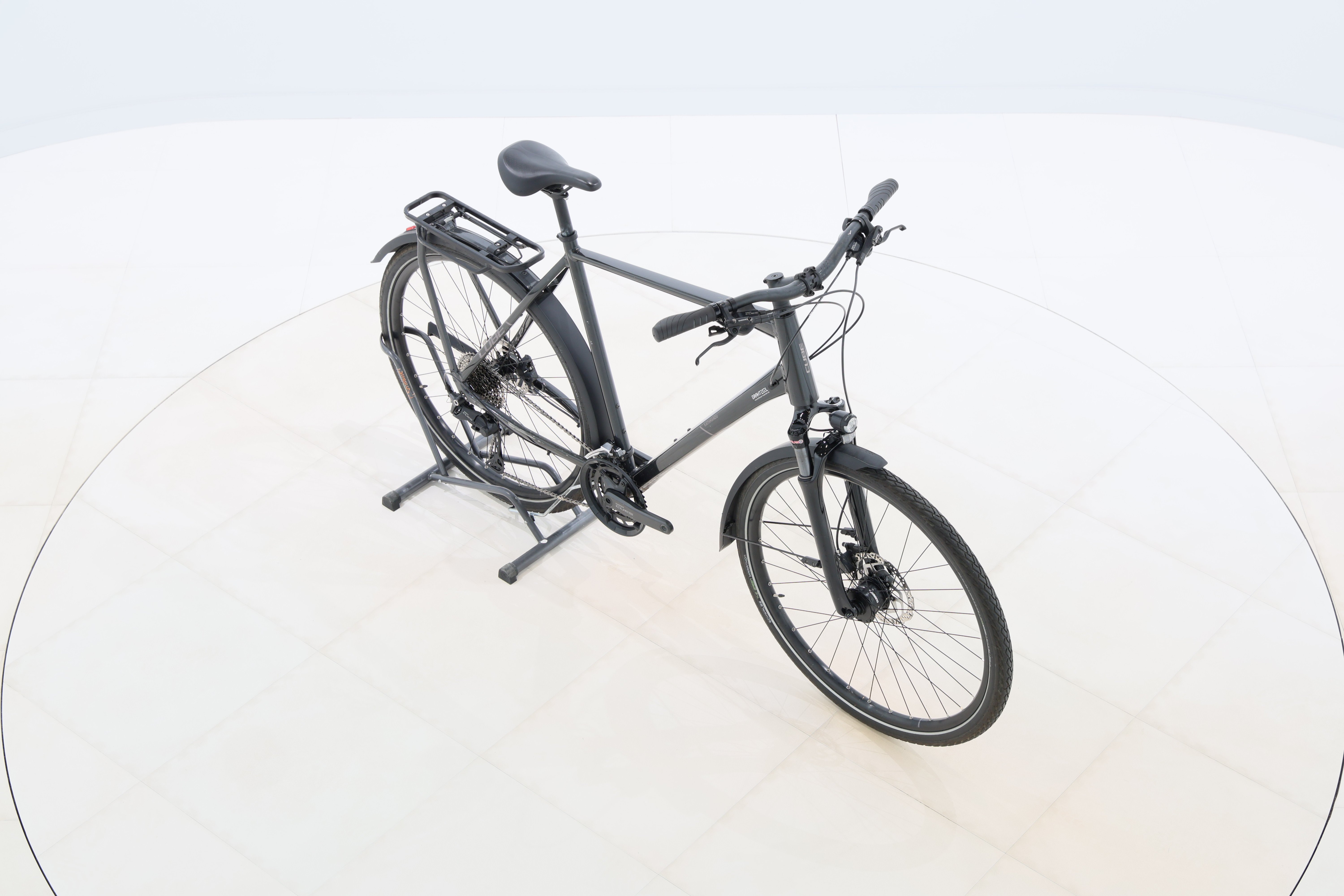 ec5a32b4-c810-4c92-ab43-4e8b81cef57d