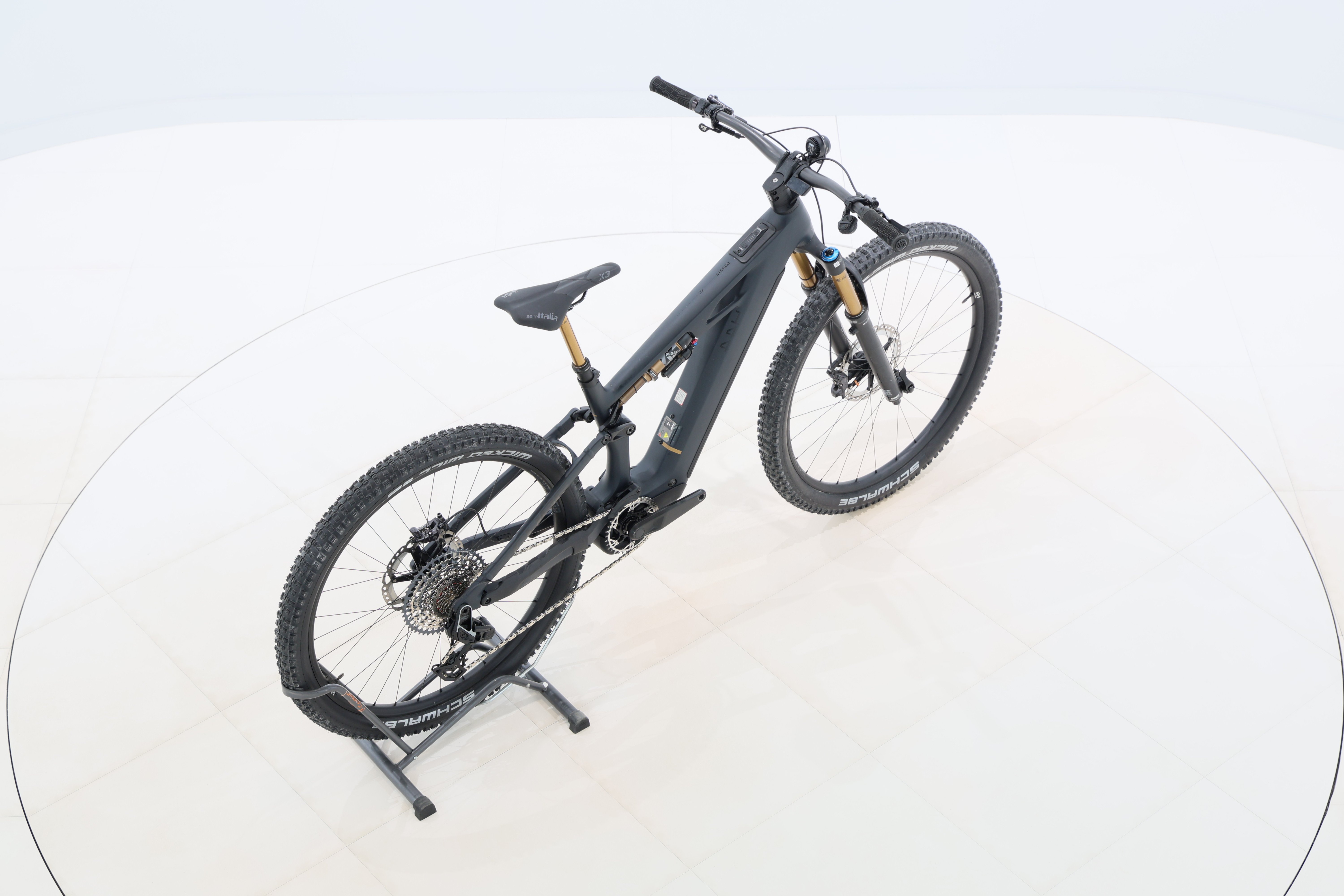 ccdba281-f195-4ffe-a407-4db1c63e5f89